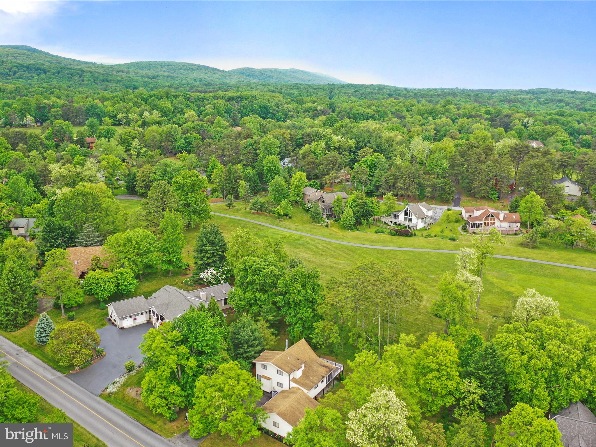 THE WOODS - Residential