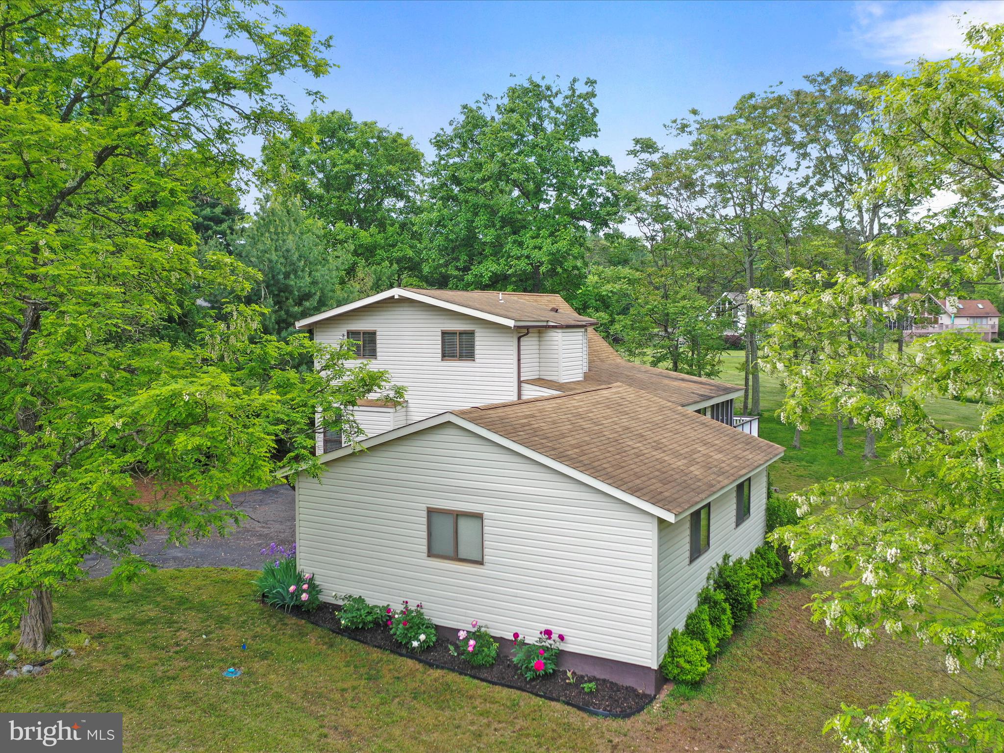 THE WOODS - Residential