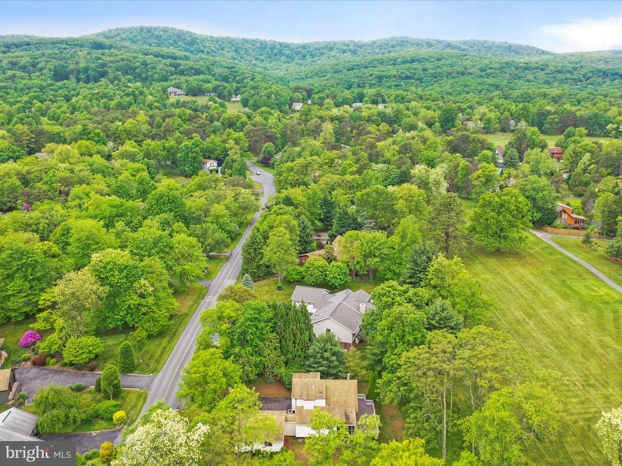 THE WOODS - Residential