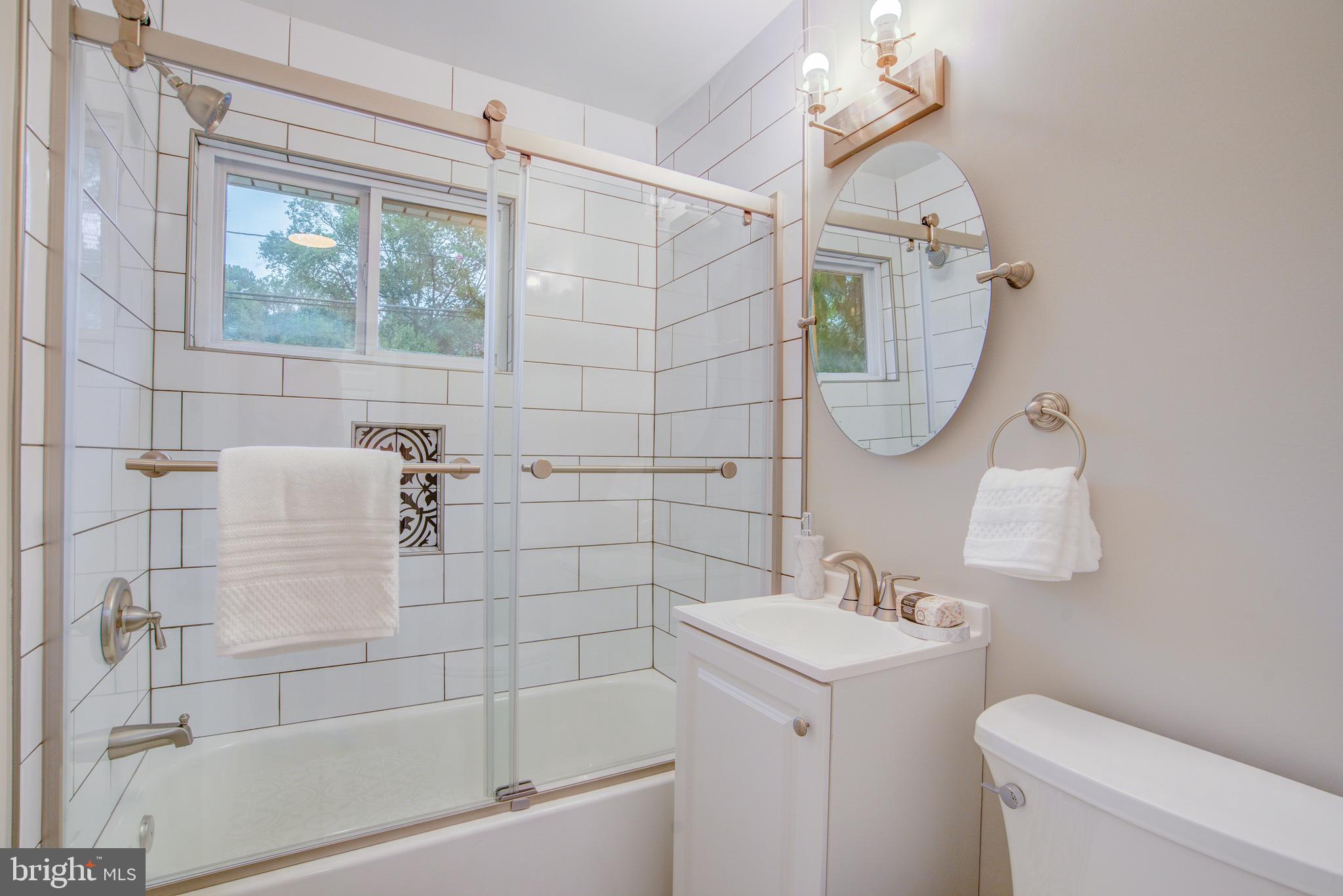 CLAREMONT - Residential