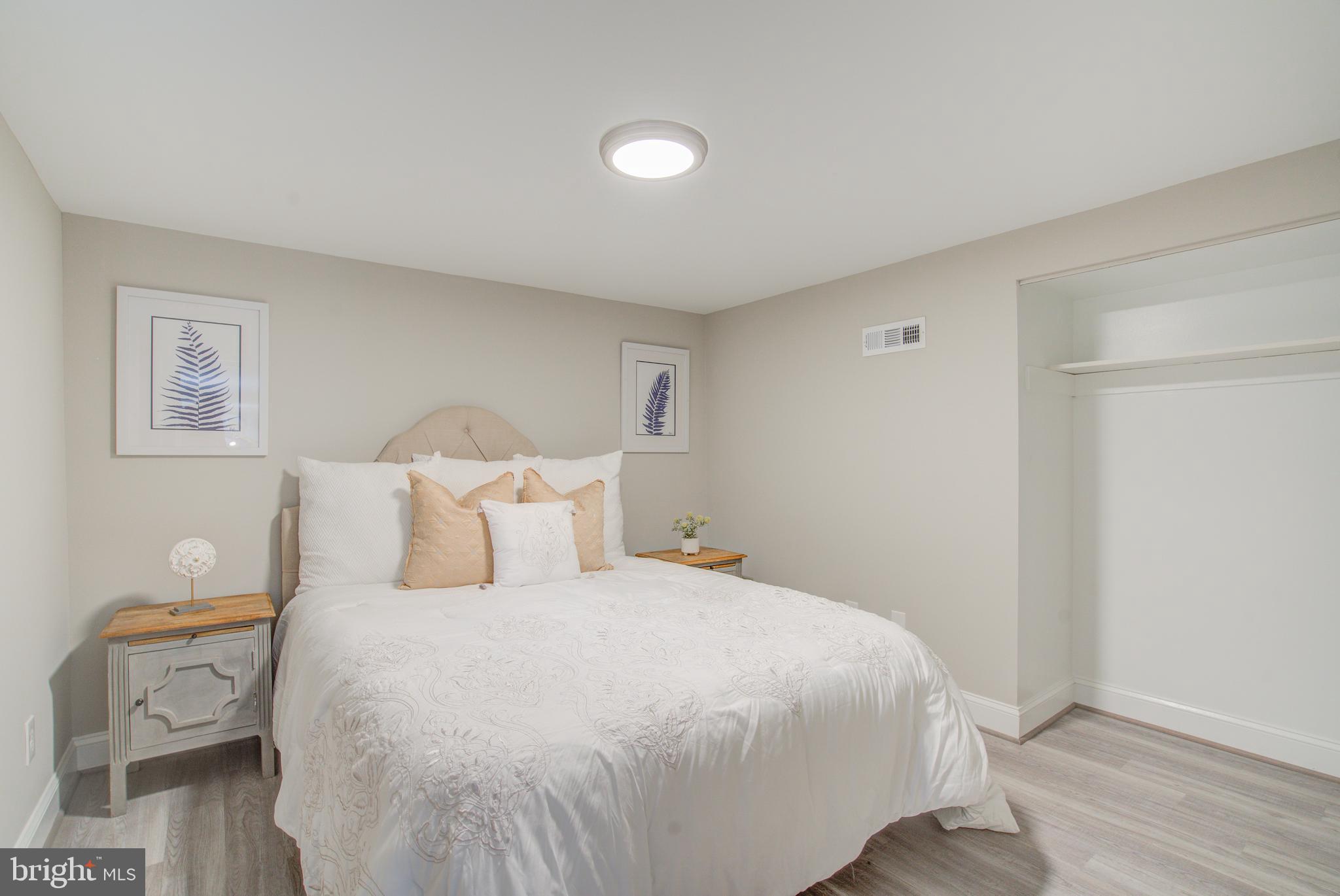 CLAREMONT - Residential