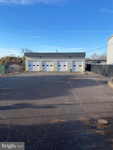 Photo of 134 Cockeysville Road, COCKEYSVILLE, MD 21030 (MLS # MDBC2147448)