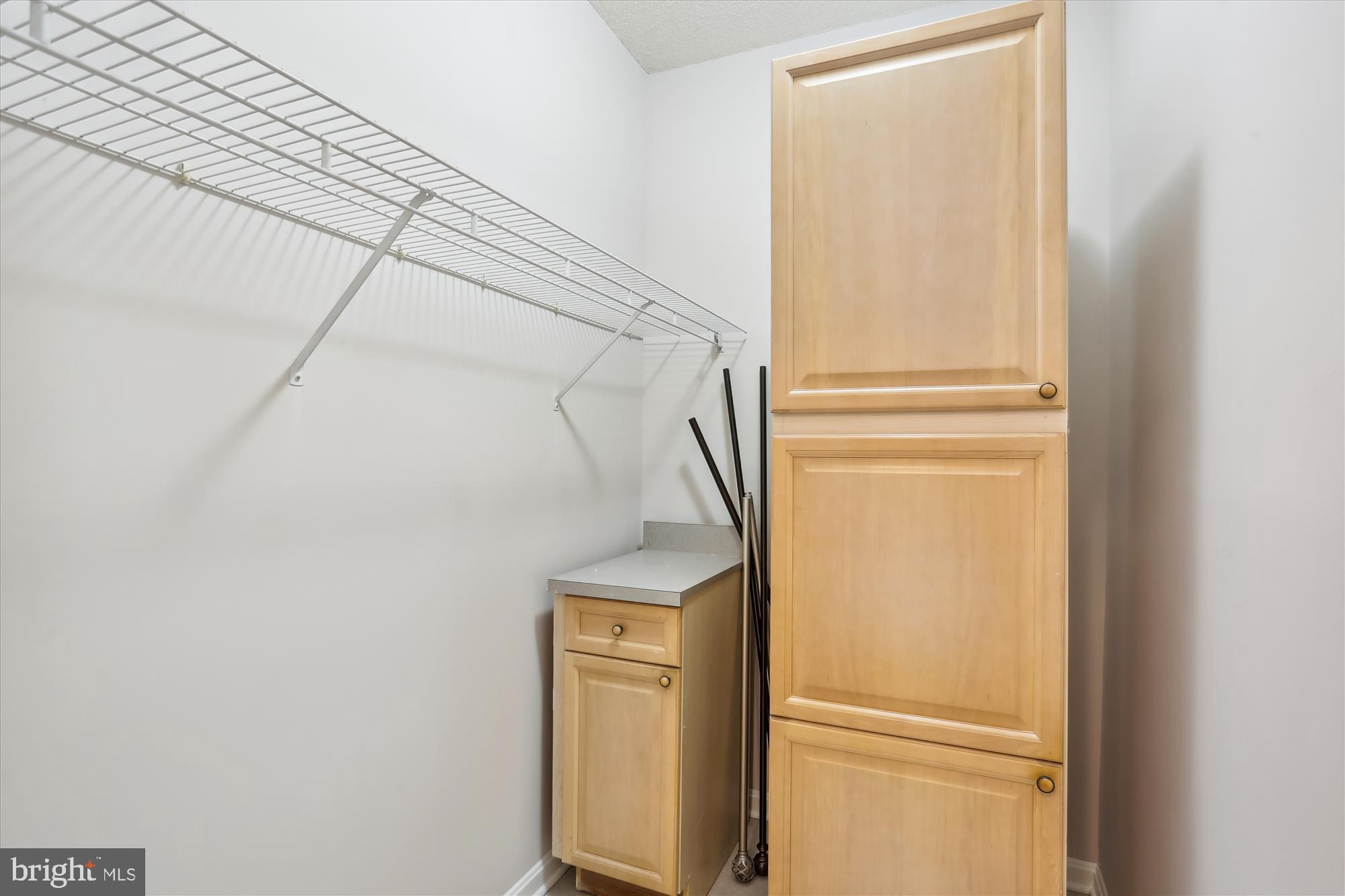 LEISURE WORLD - Residential