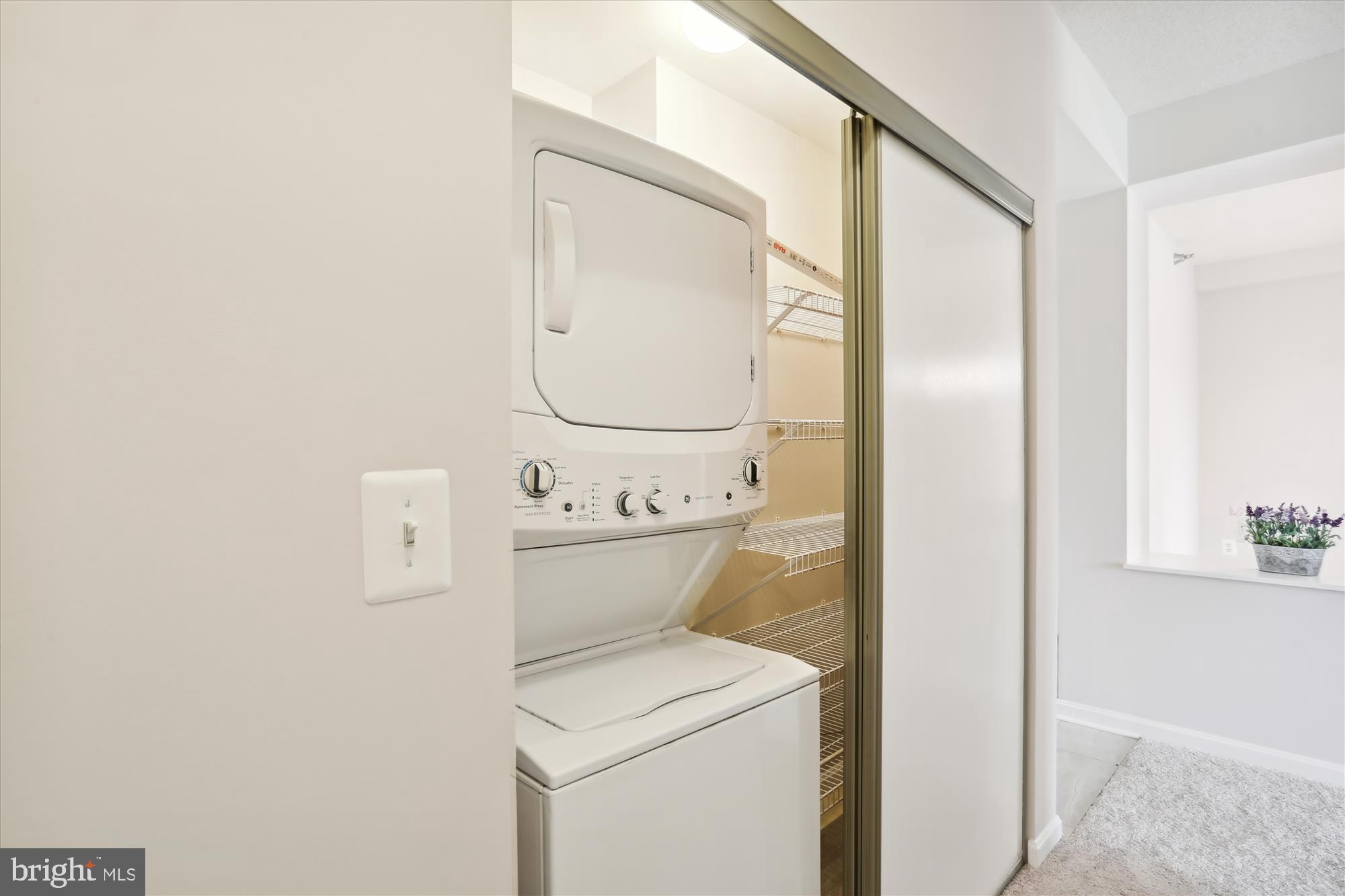 LEISURE WORLD - Residential