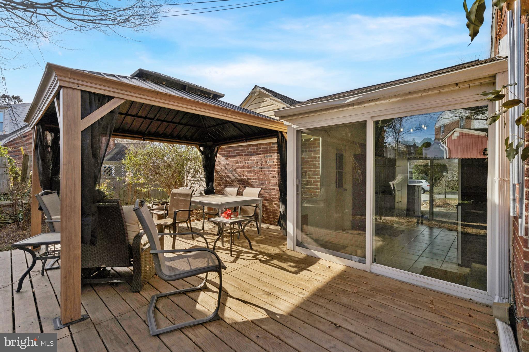 PADDOCK FARMS - Residential