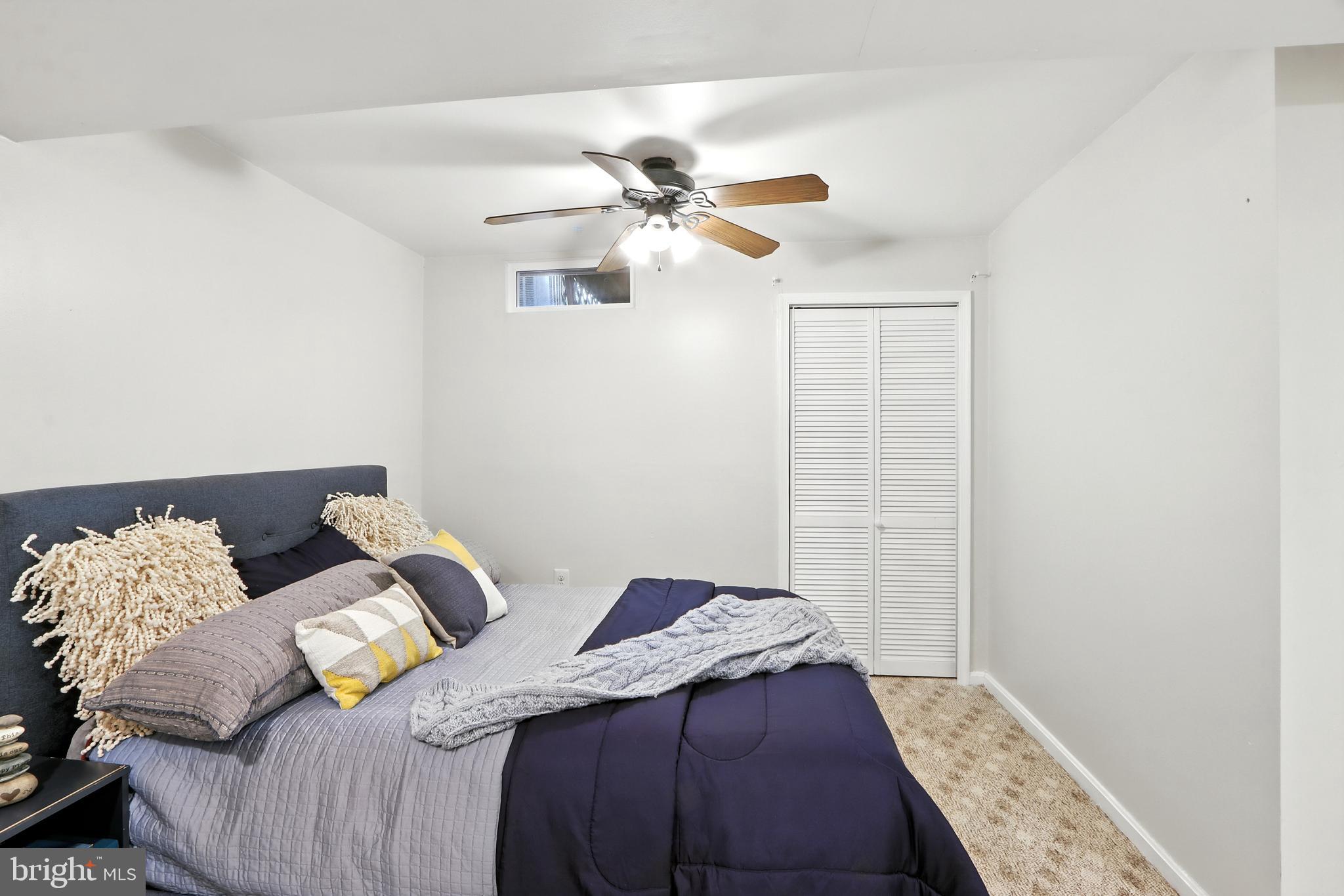 RIVERCHASE - Residential