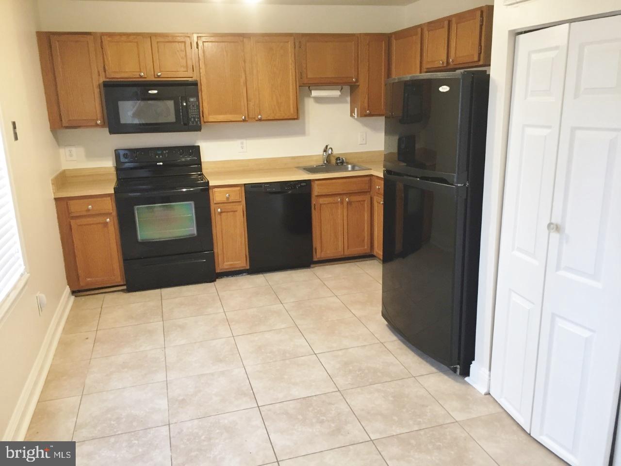 STOCKBRIDGE - Residential