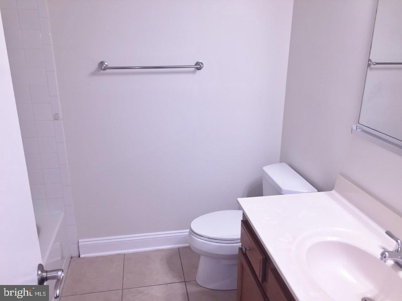 STOCKBRIDGE - Residential