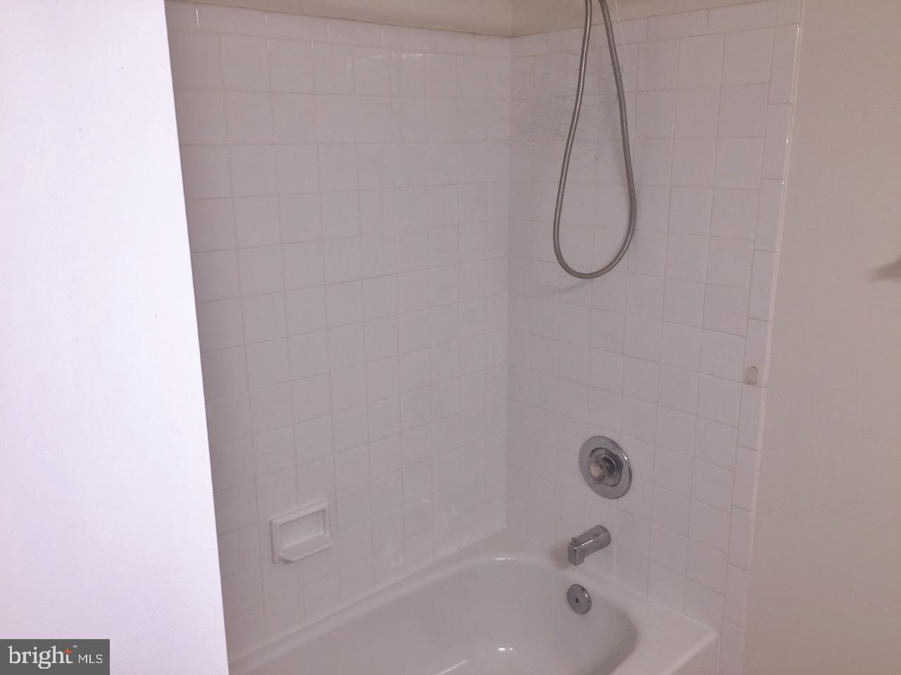 STOCKBRIDGE - Residential