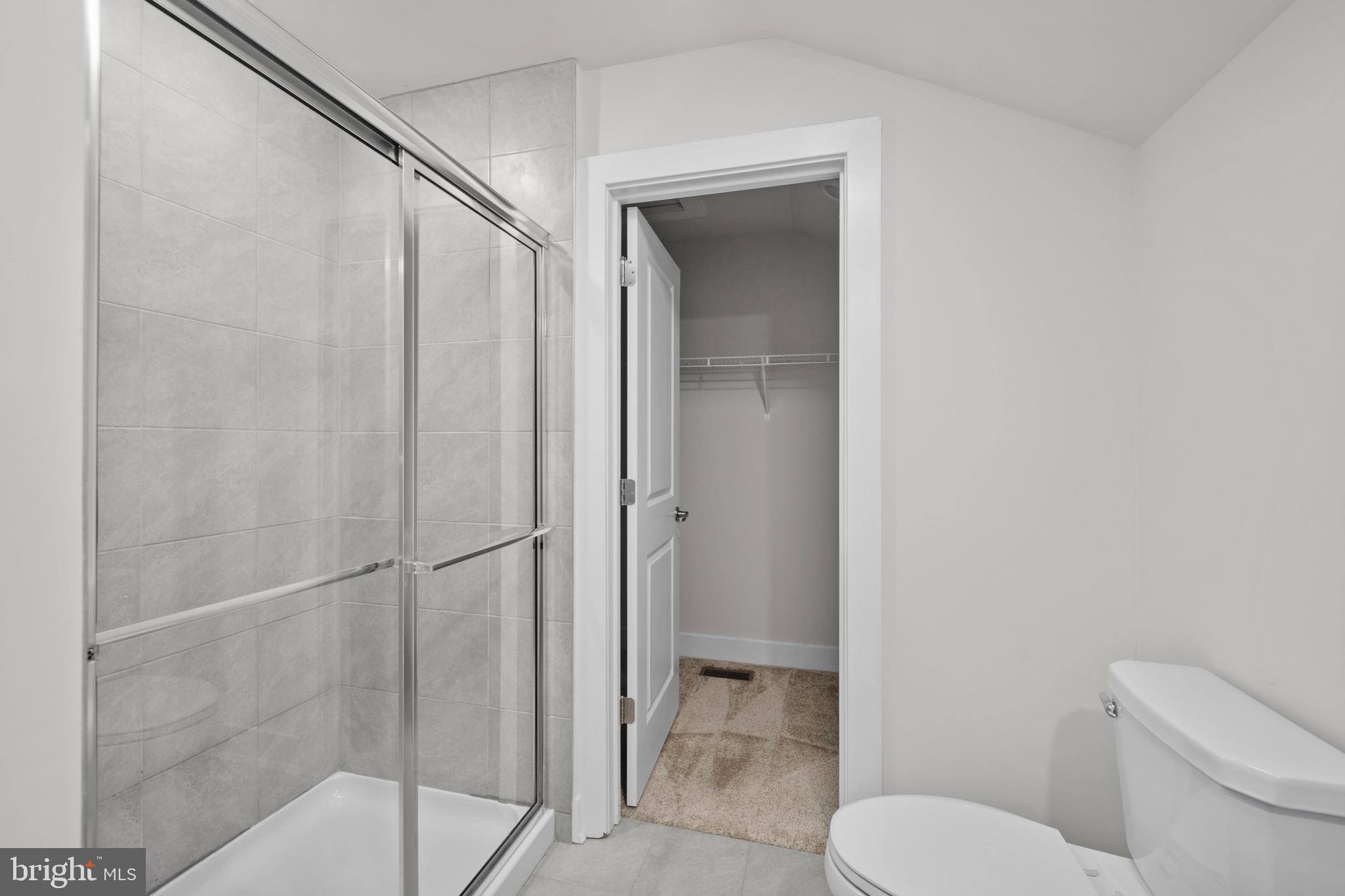 WATERSIDE - Residential