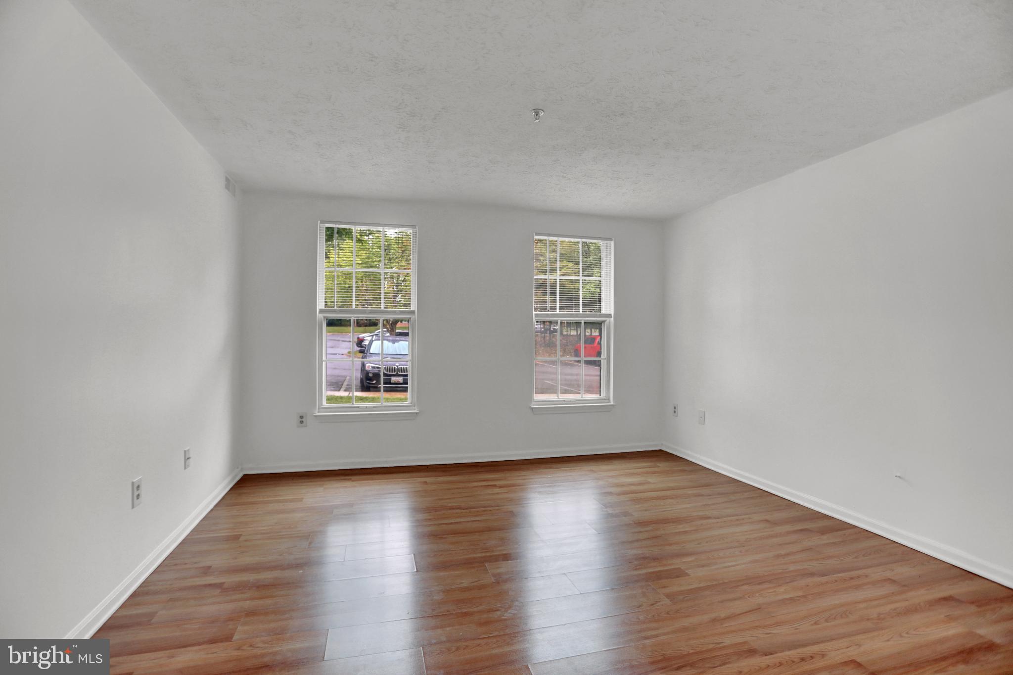 HARFORD COMMONS - Residential Lease