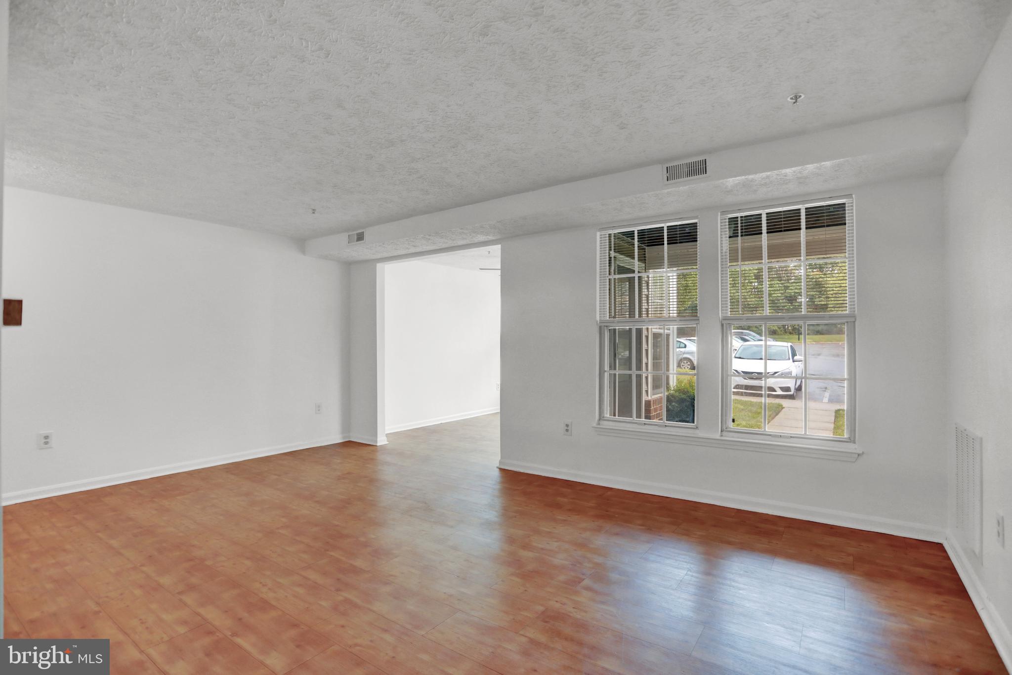 HARFORD COMMONS - Residential Lease