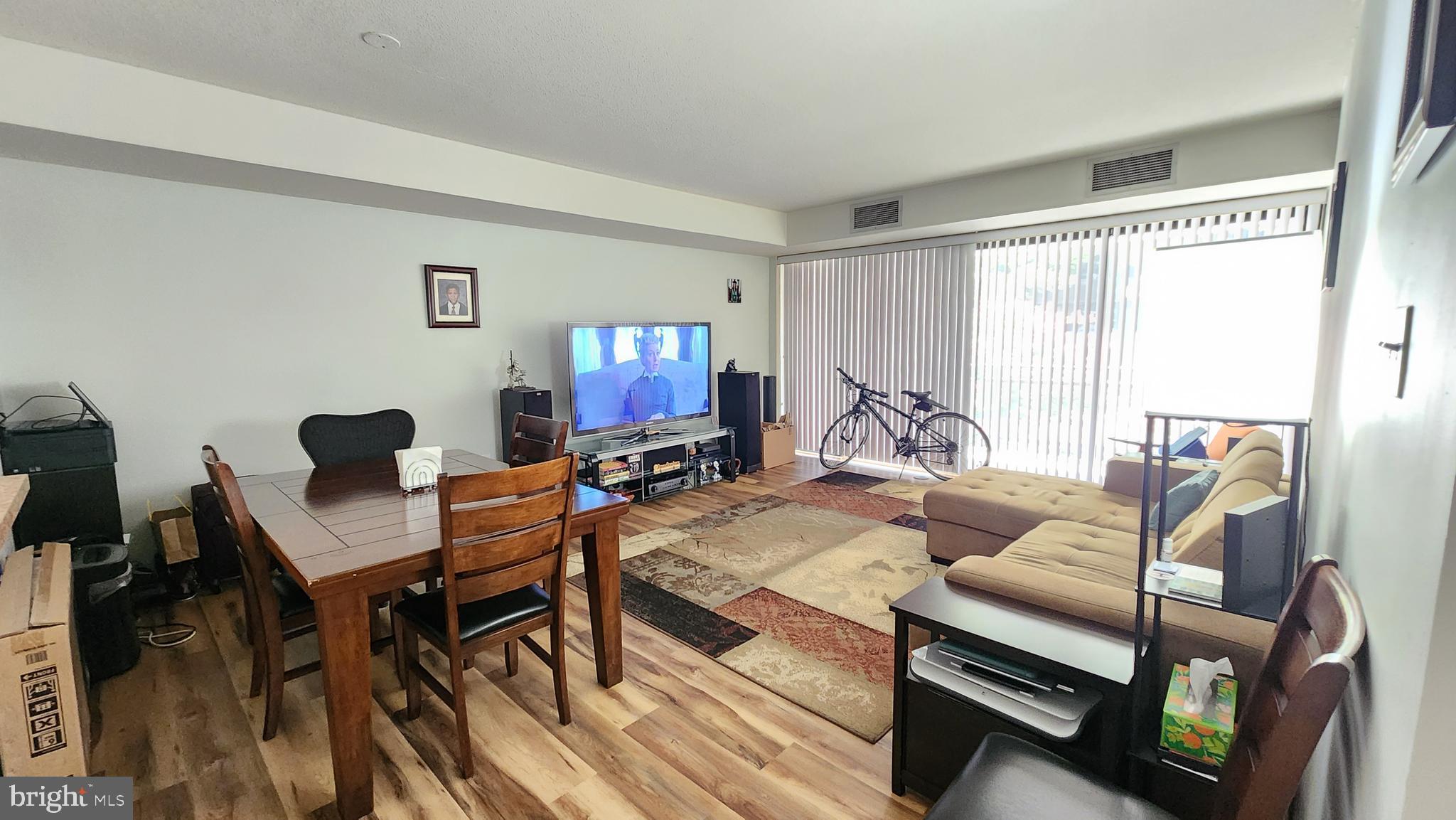 ROSSLYN - Residential