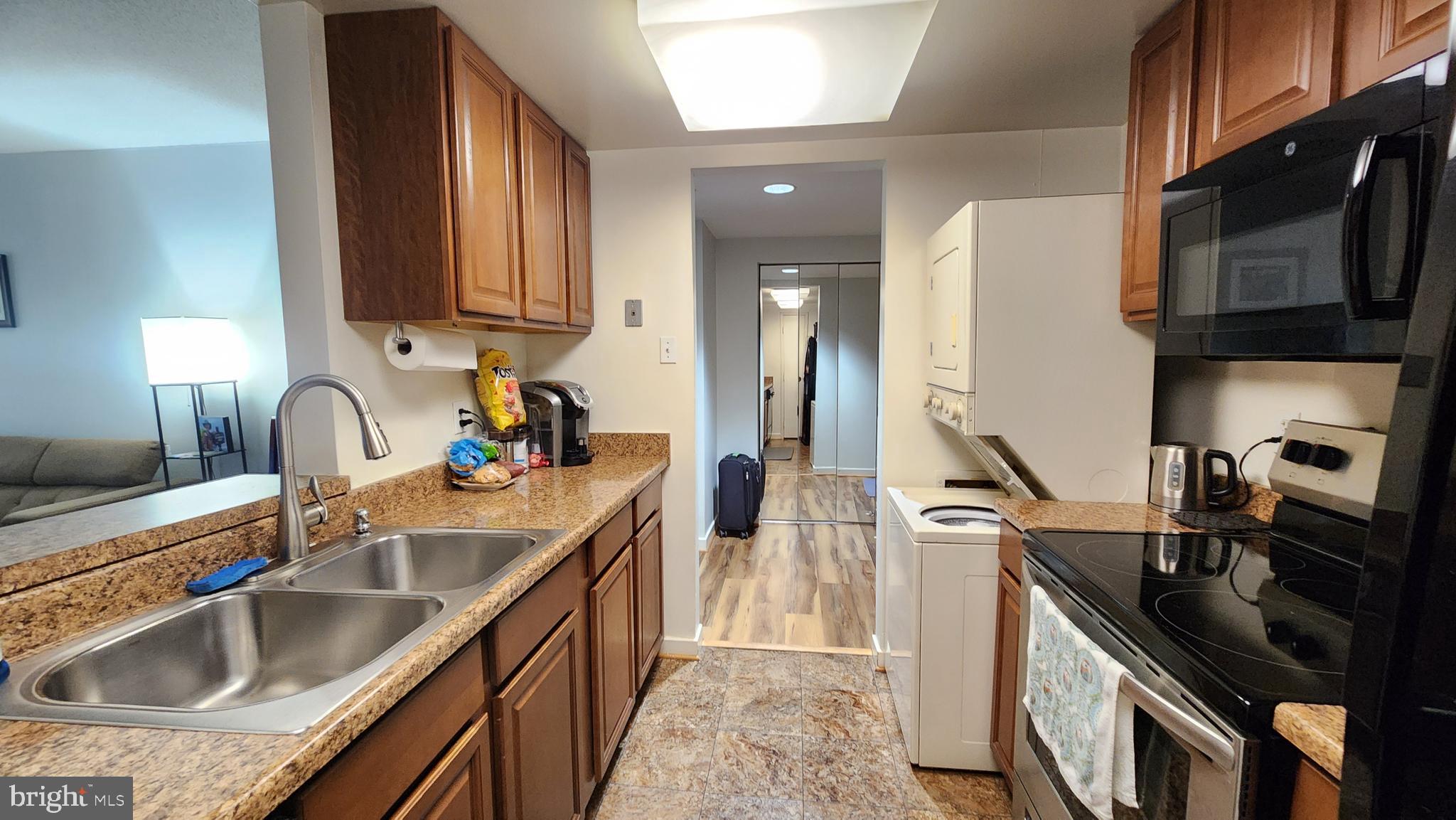 ROSSLYN - Residential