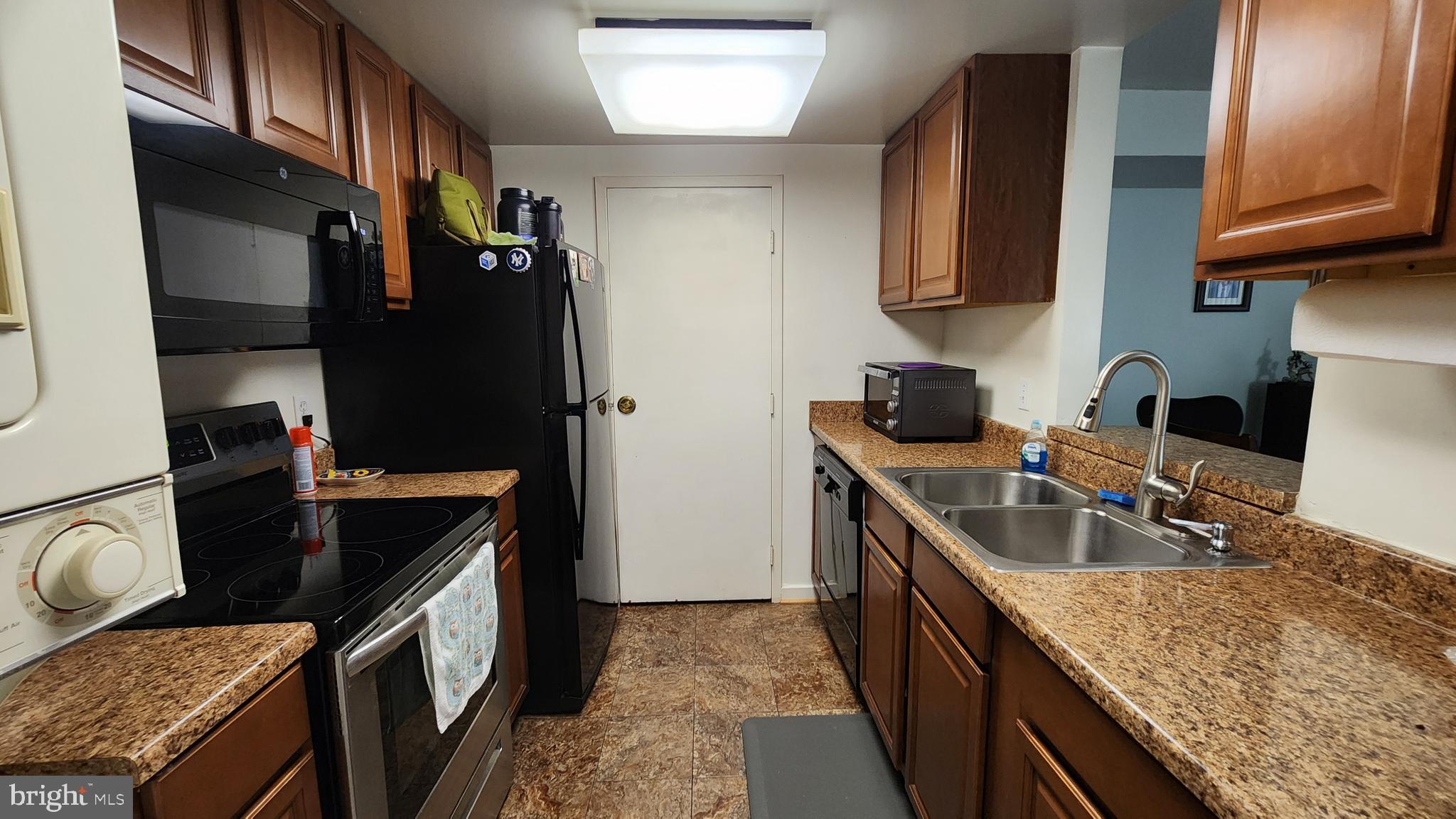 ROSSLYN - Residential