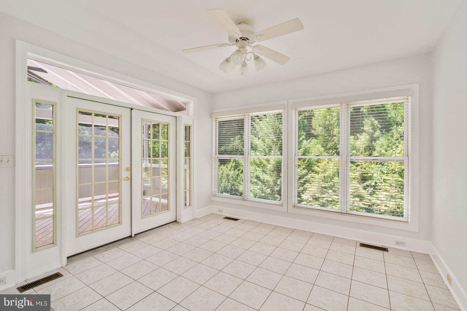 BELLEVUE FOREST - Residential