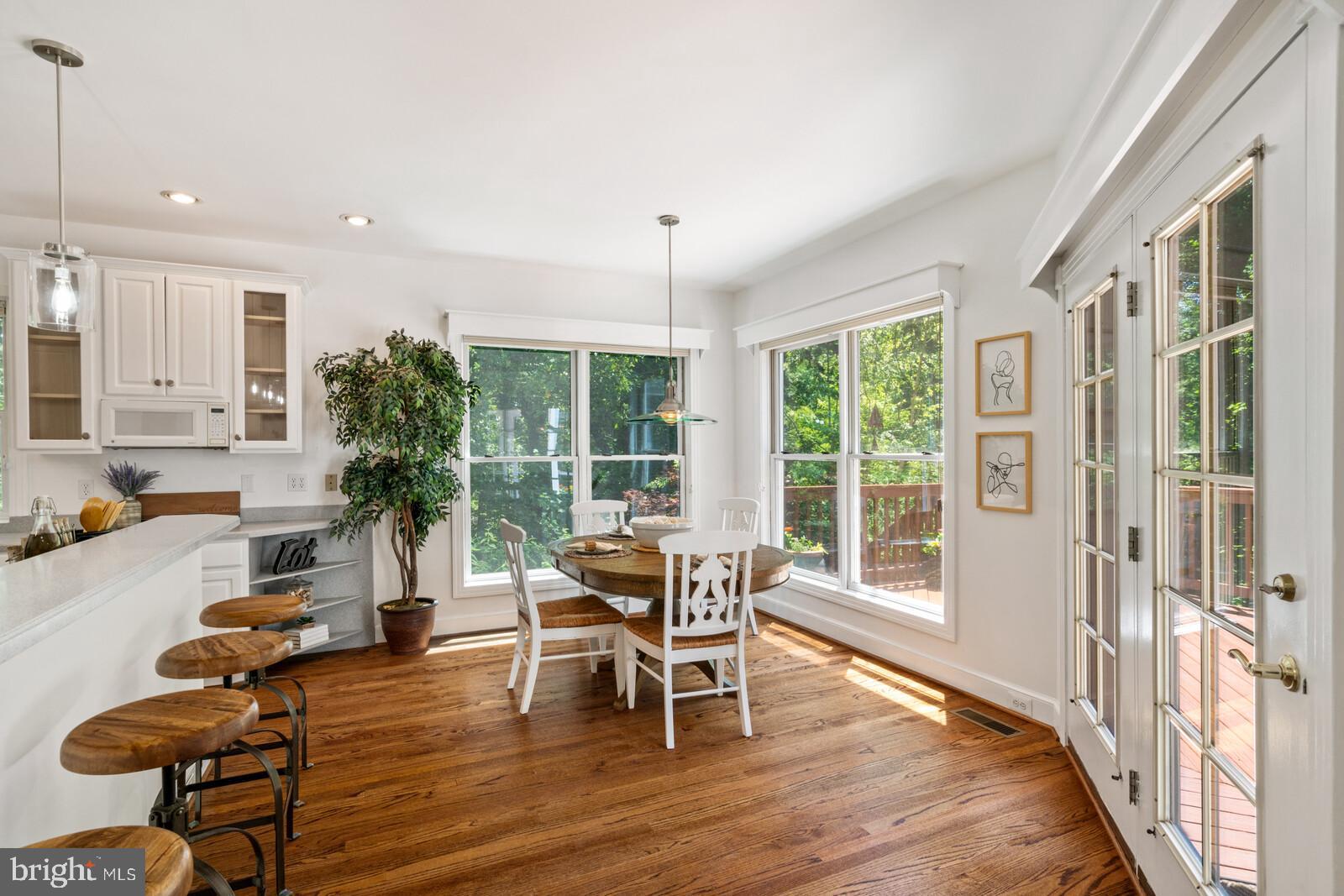 BELLEVUE FOREST - Residential