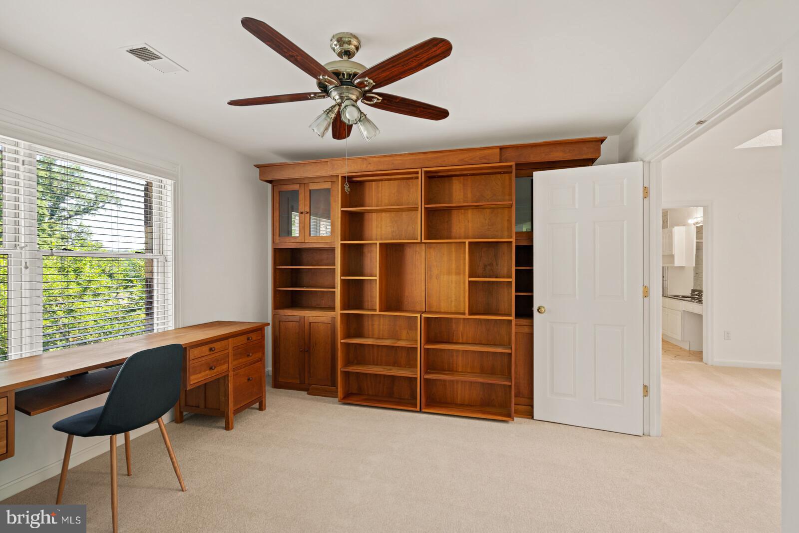 BELLEVUE FOREST - Residential