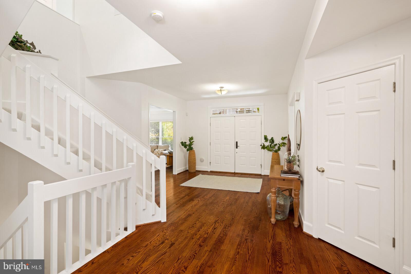 BELLEVUE FOREST - Residential