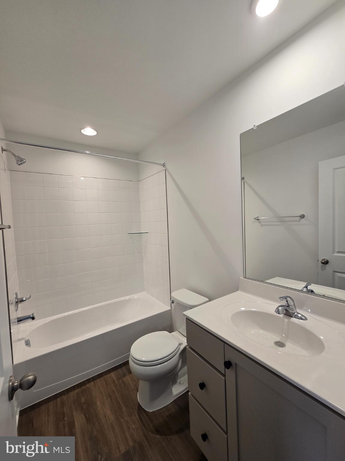 MARTINSBURG STATION - Residential Lease