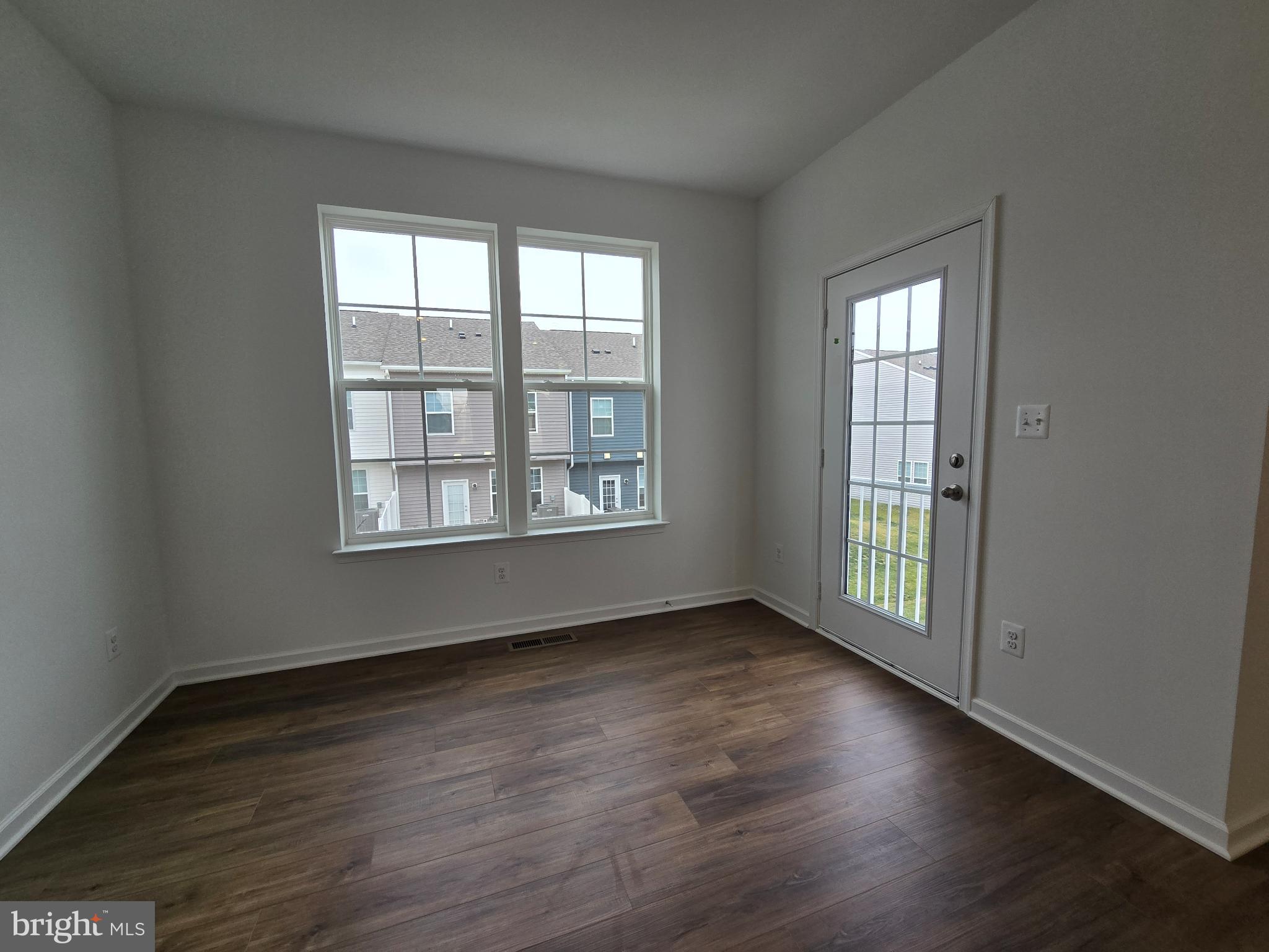 MARTINSBURG STATION - Residential Lease