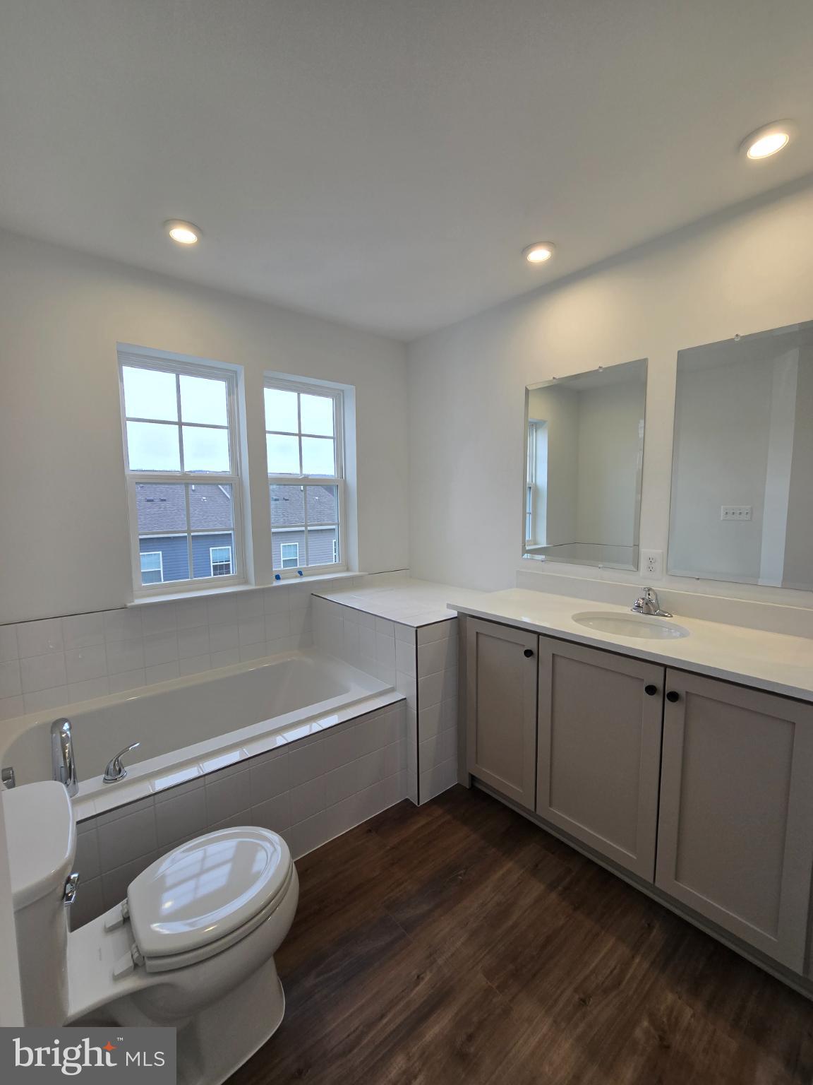 MARTINSBURG STATION - Residential Lease