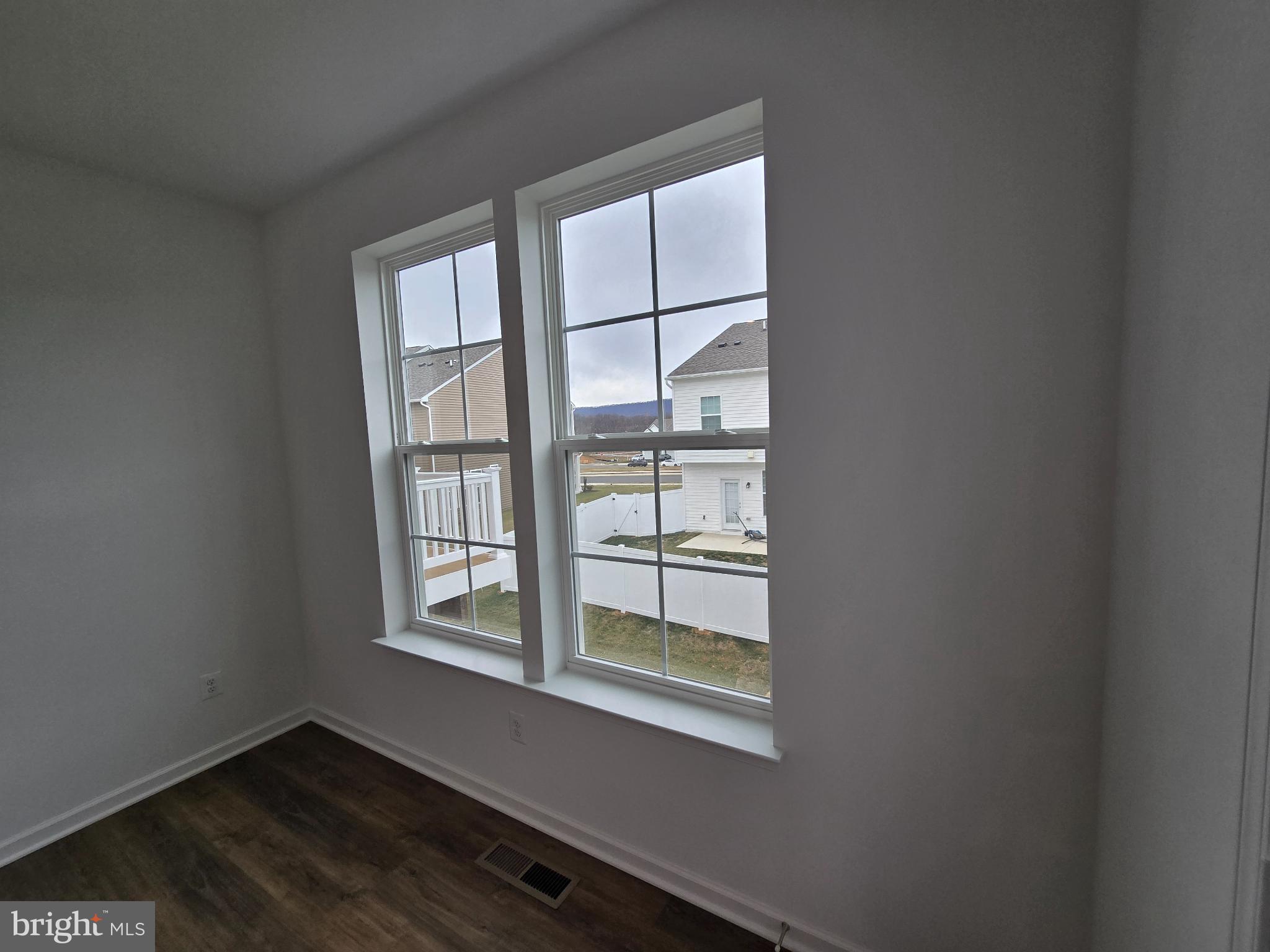 MARTINSBURG STATION - Residential Lease