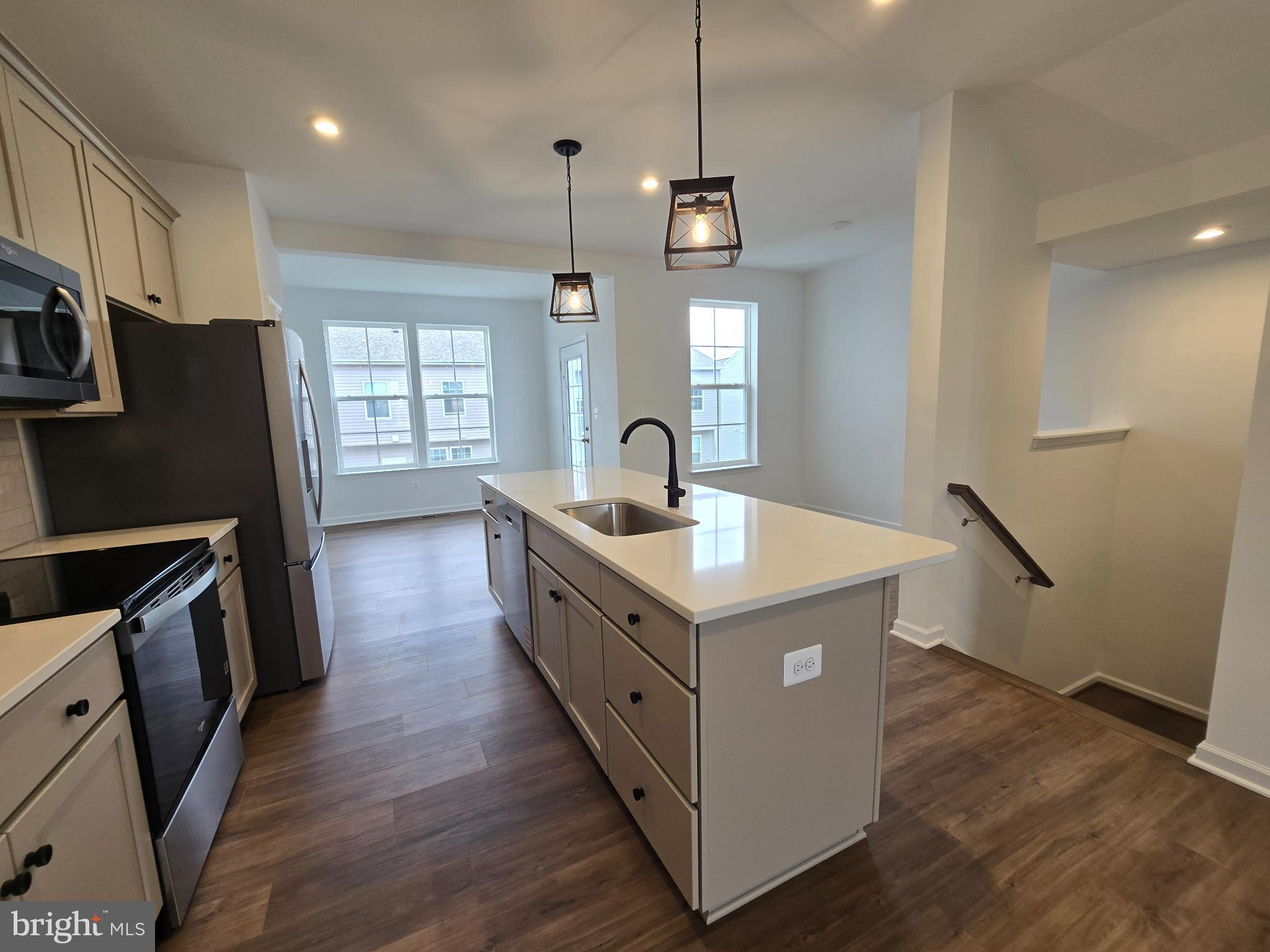 MARTINSBURG STATION - Residential Lease