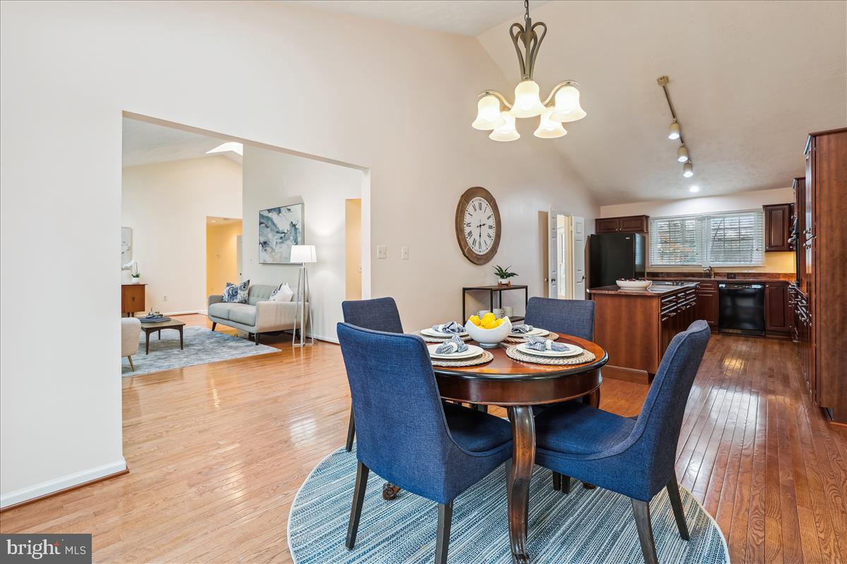 SUMMERFIELD - Residential