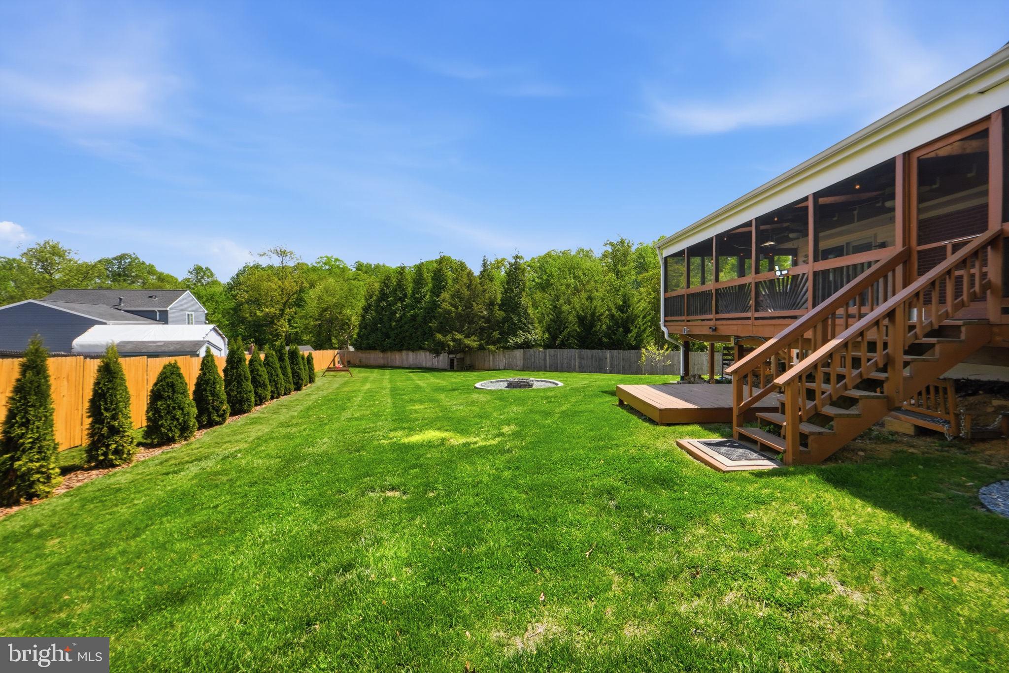 PINECREST ESTATES - Residential