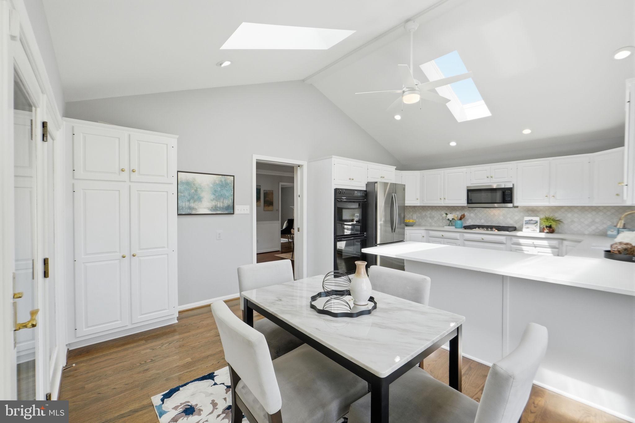 PINECREST ESTATES - Residential