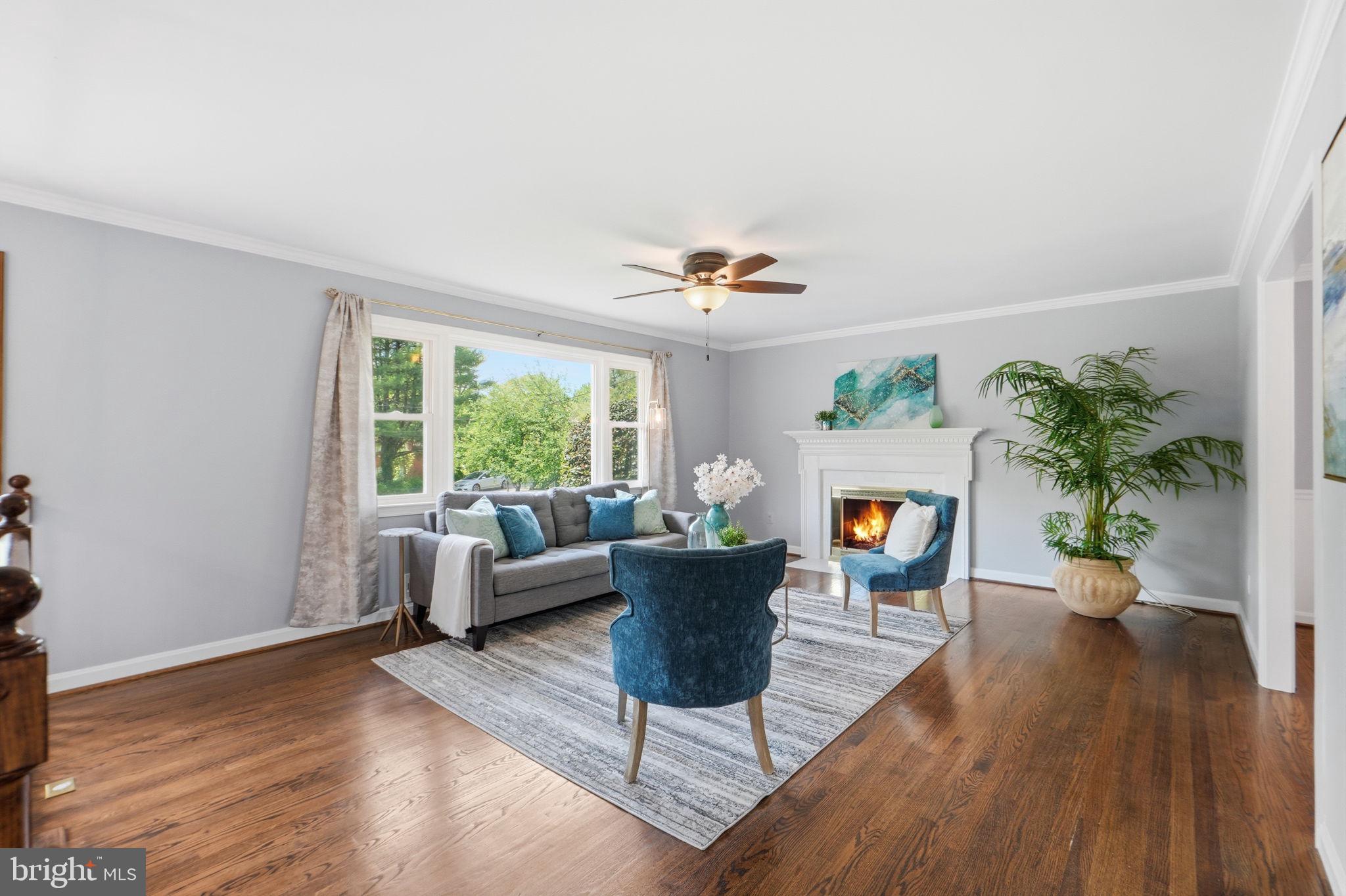 PINECREST ESTATES - Residential