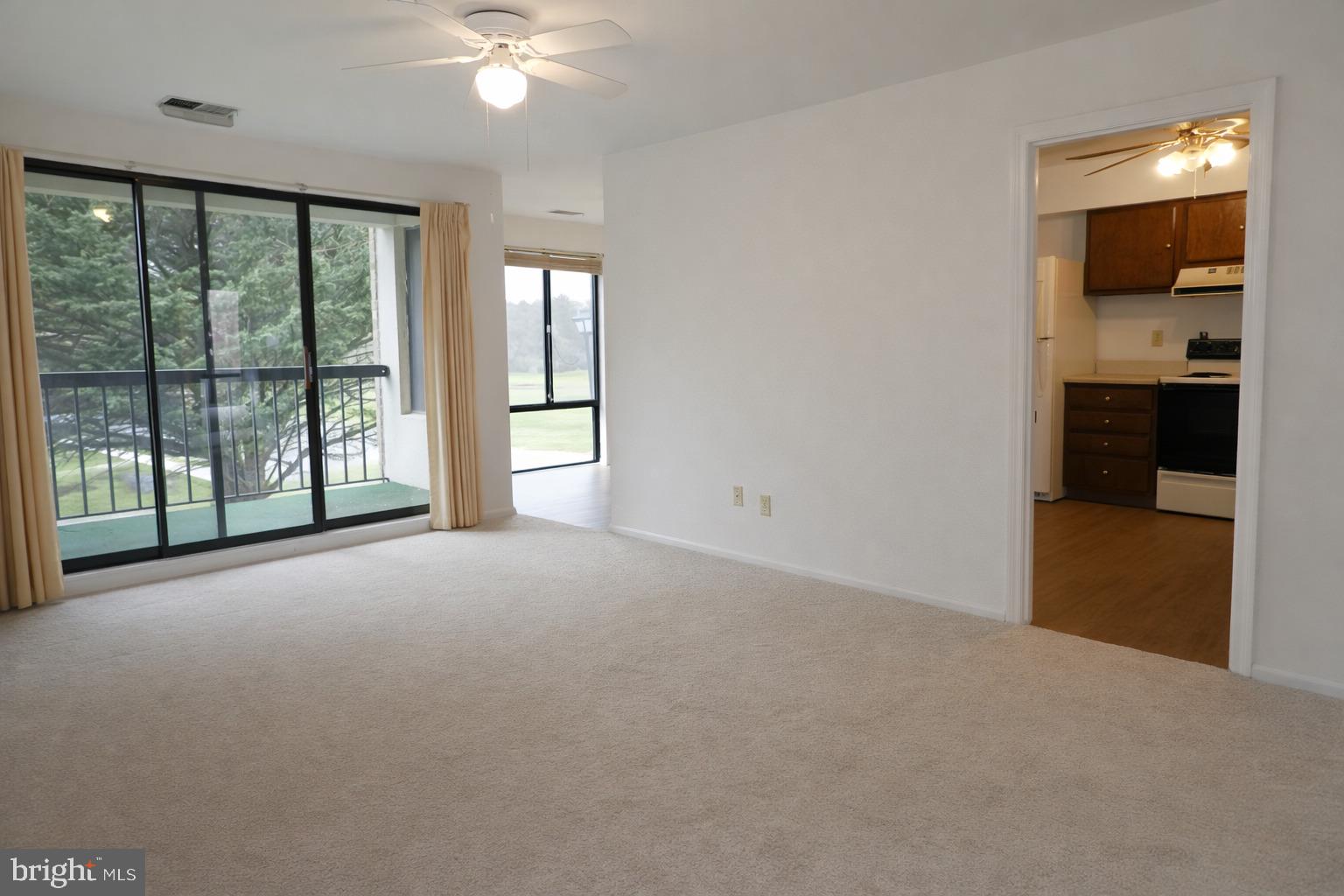 WOODCREST - Residential