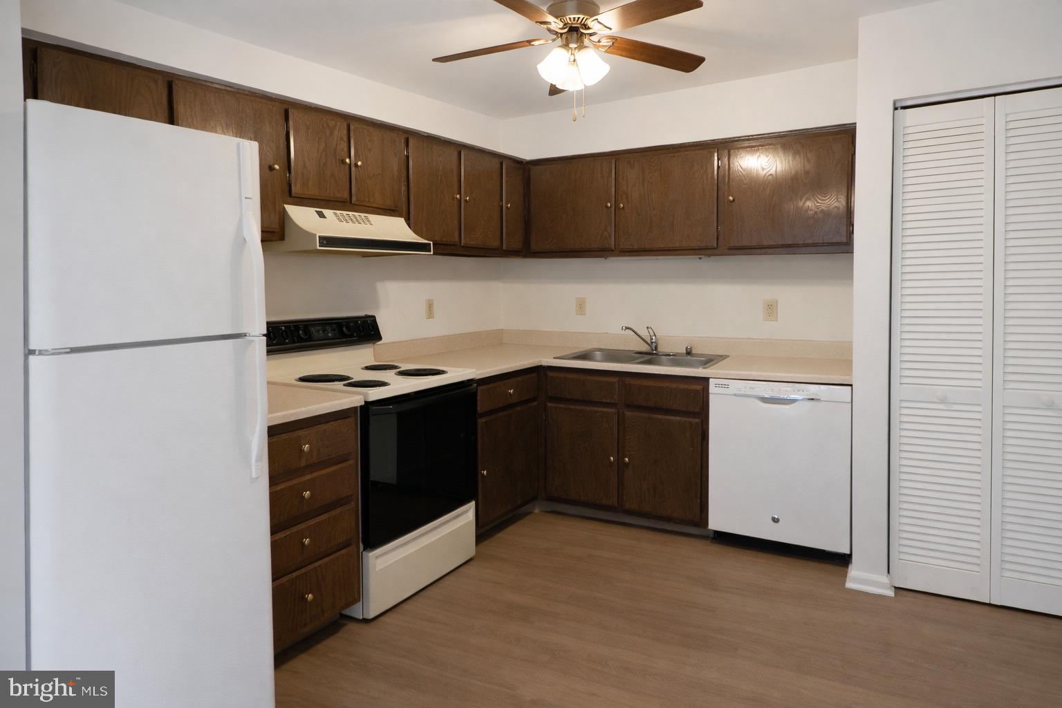 WOODCREST - Residential