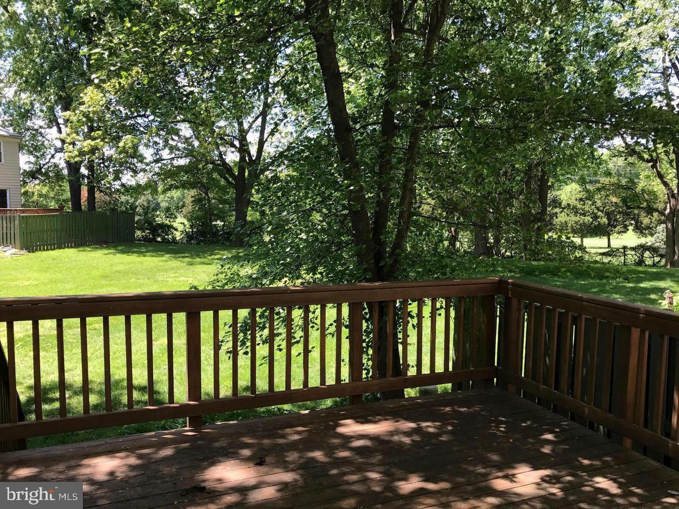 PINEWOOD GREENS - Residential Lease