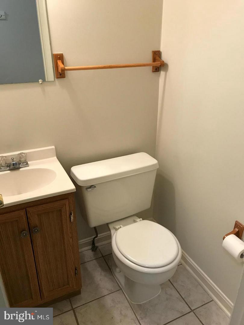 PINEWOOD GREENS - Residential Lease