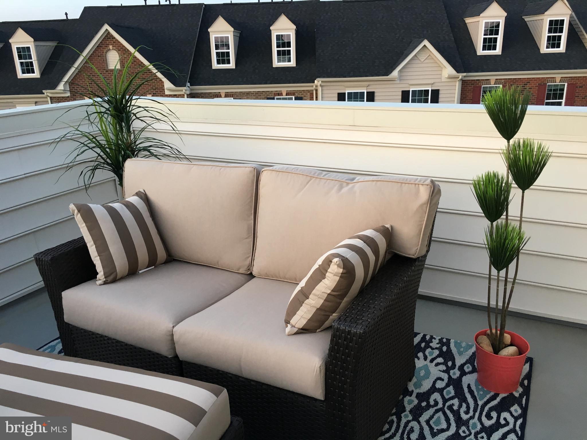 GREENBELT STATION - Residential