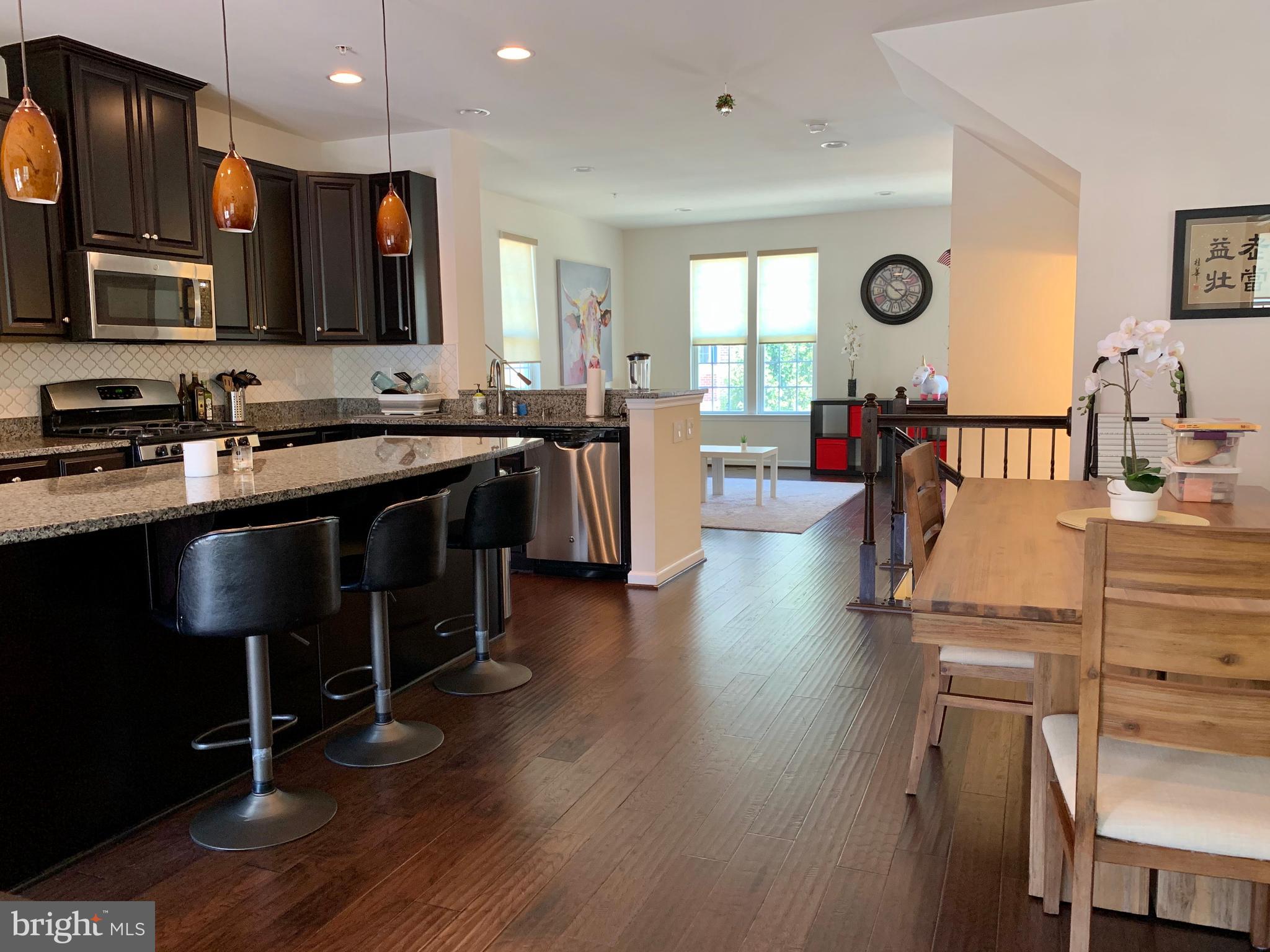 GREENBELT STATION - Residential