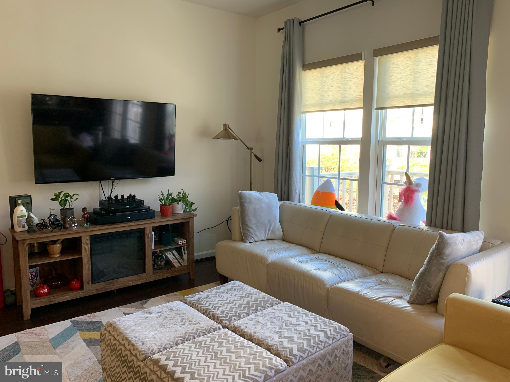 GREENBELT STATION - Residential