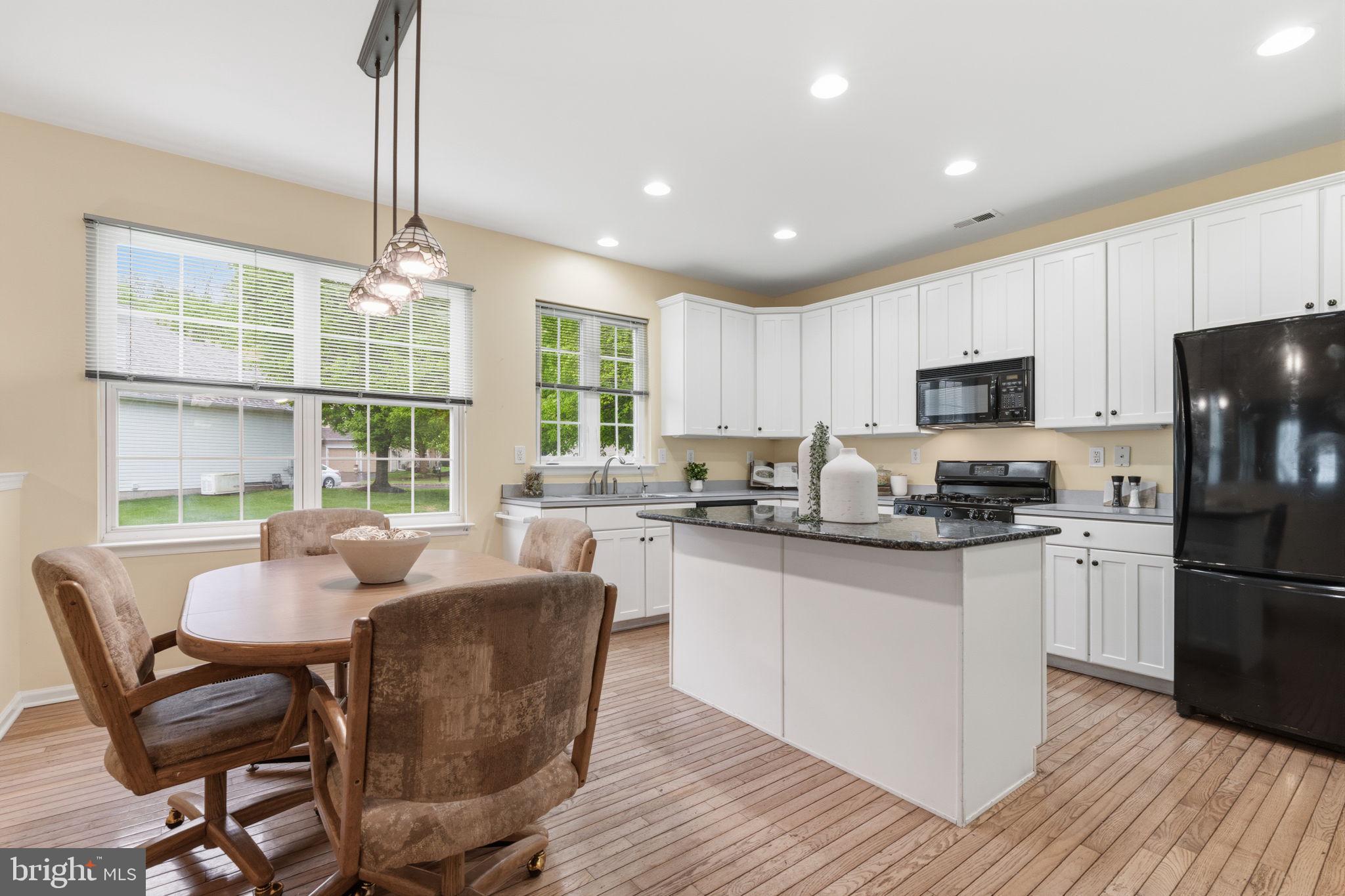 FLOWERS MILL - Residential