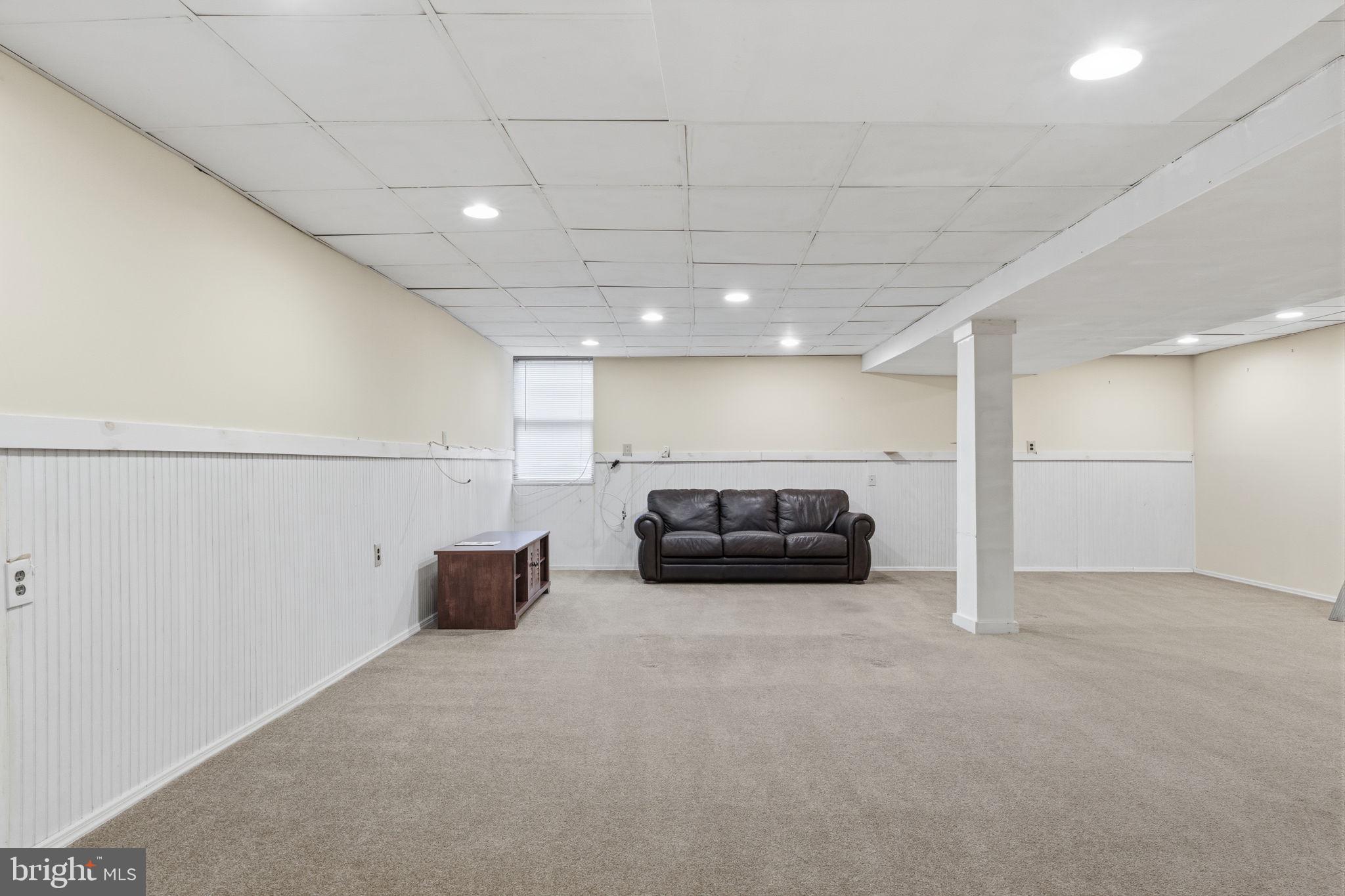 FLOWERS MILL - Residential