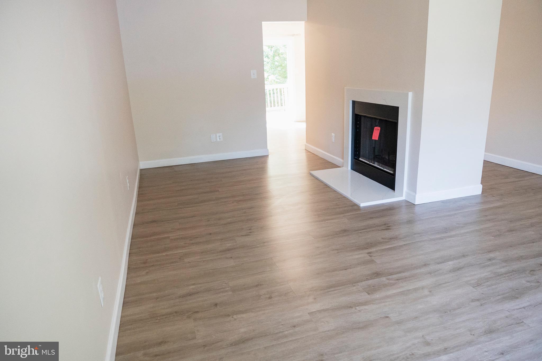 4048 SPRING RUN COURT