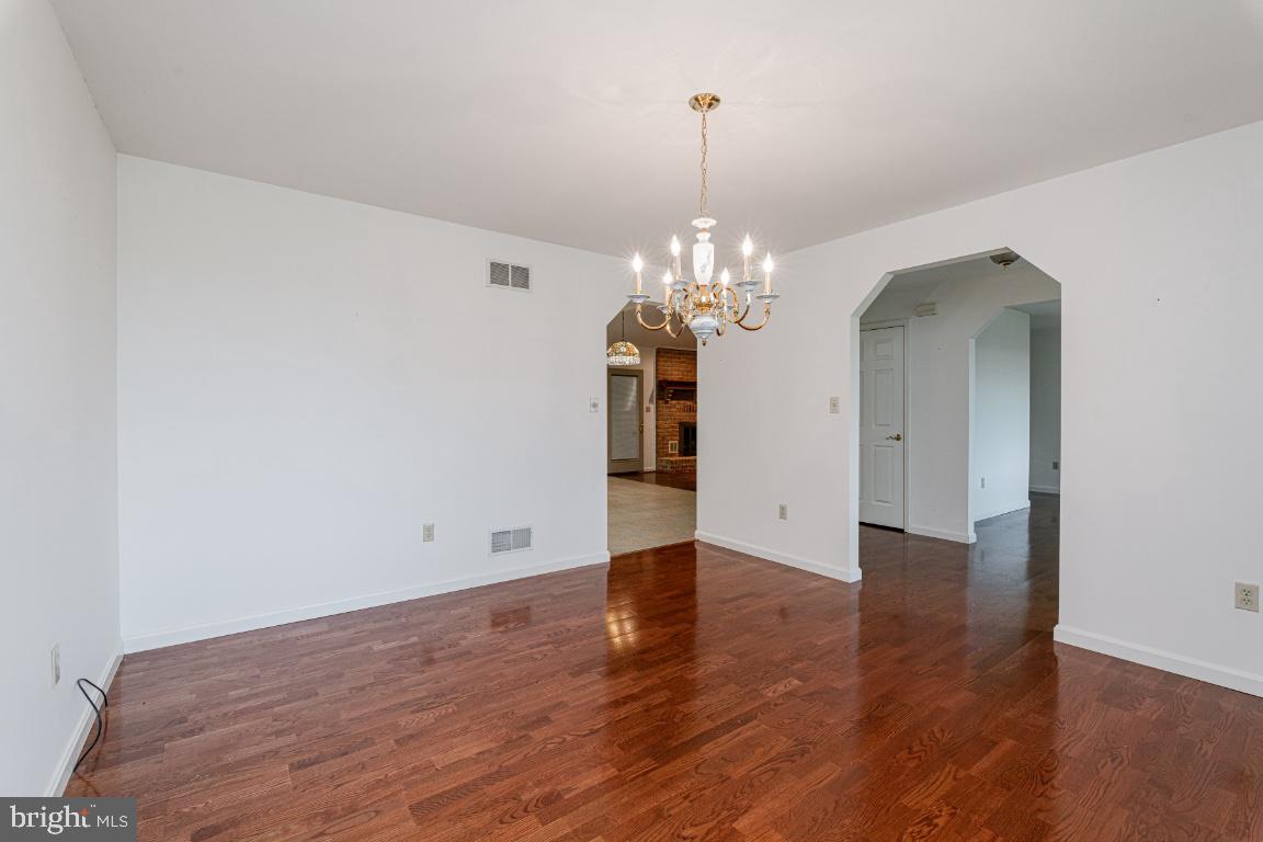 2875 PELHAM COURT