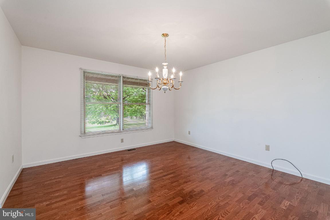 2875 PELHAM COURT