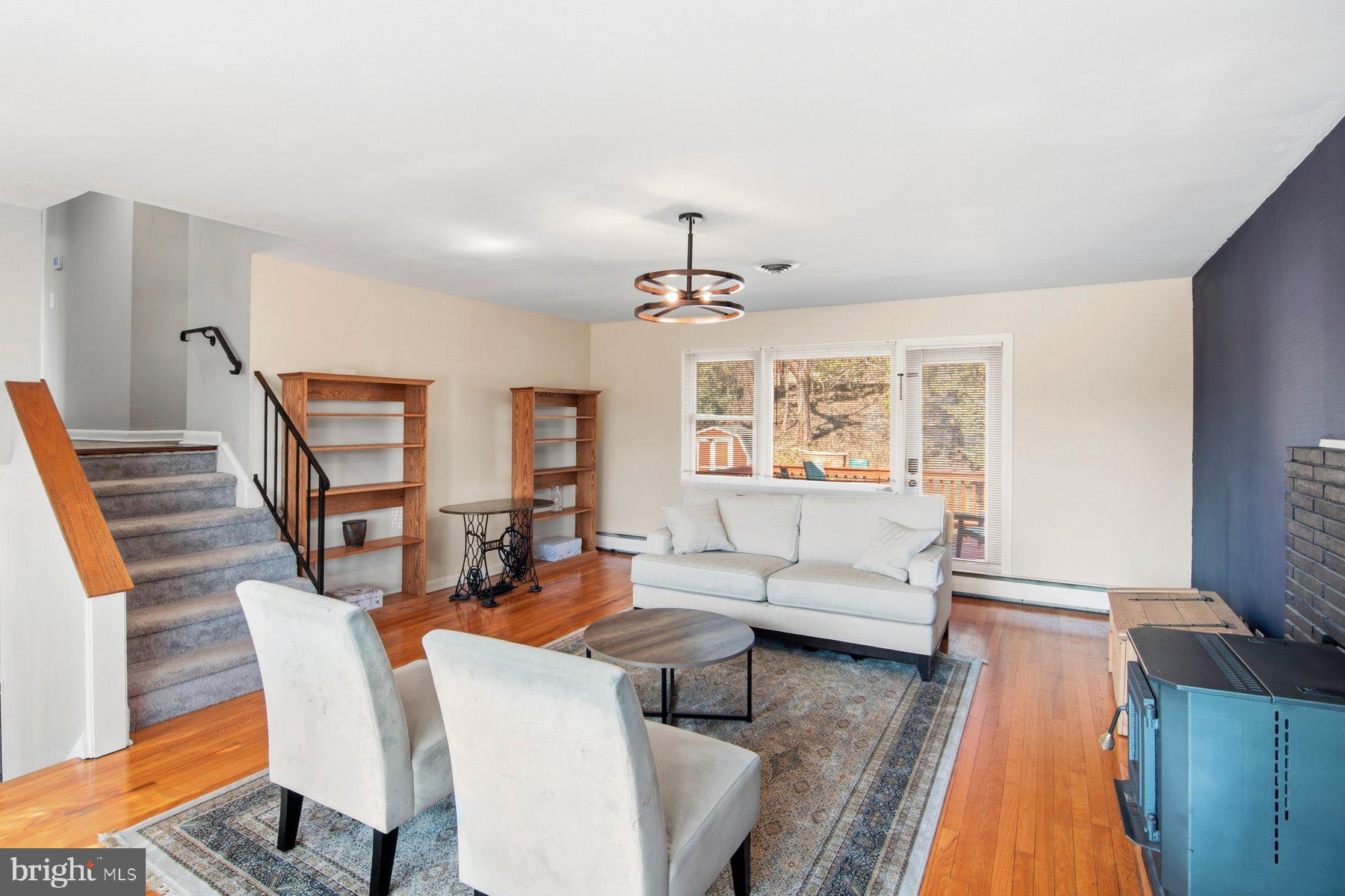 CAMPUS HILLS - Residential