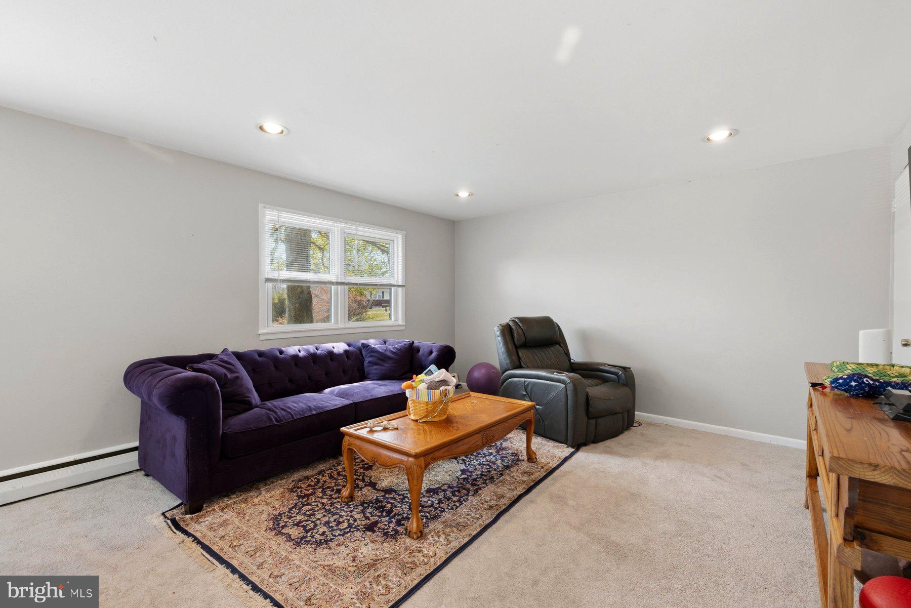 CAMPUS HILLS - Residential