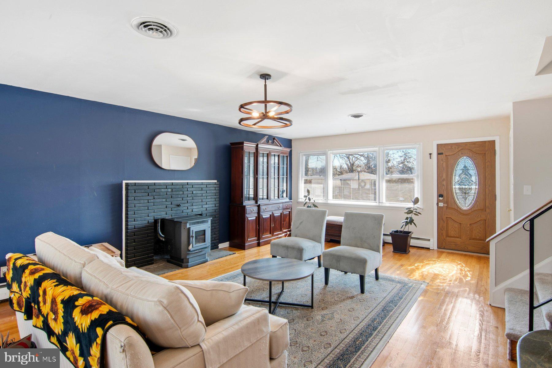 CAMPUS HILLS - Residential