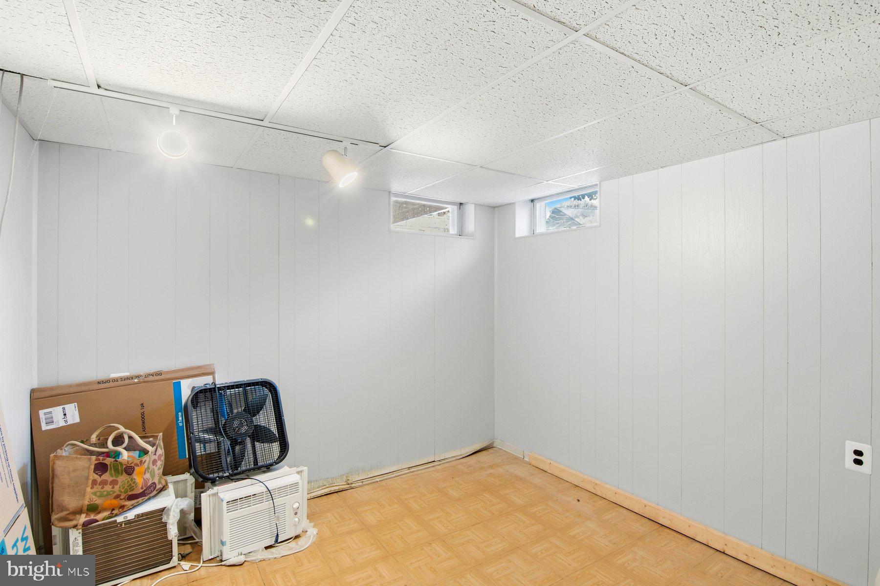 CAMPUS HILLS - Residential