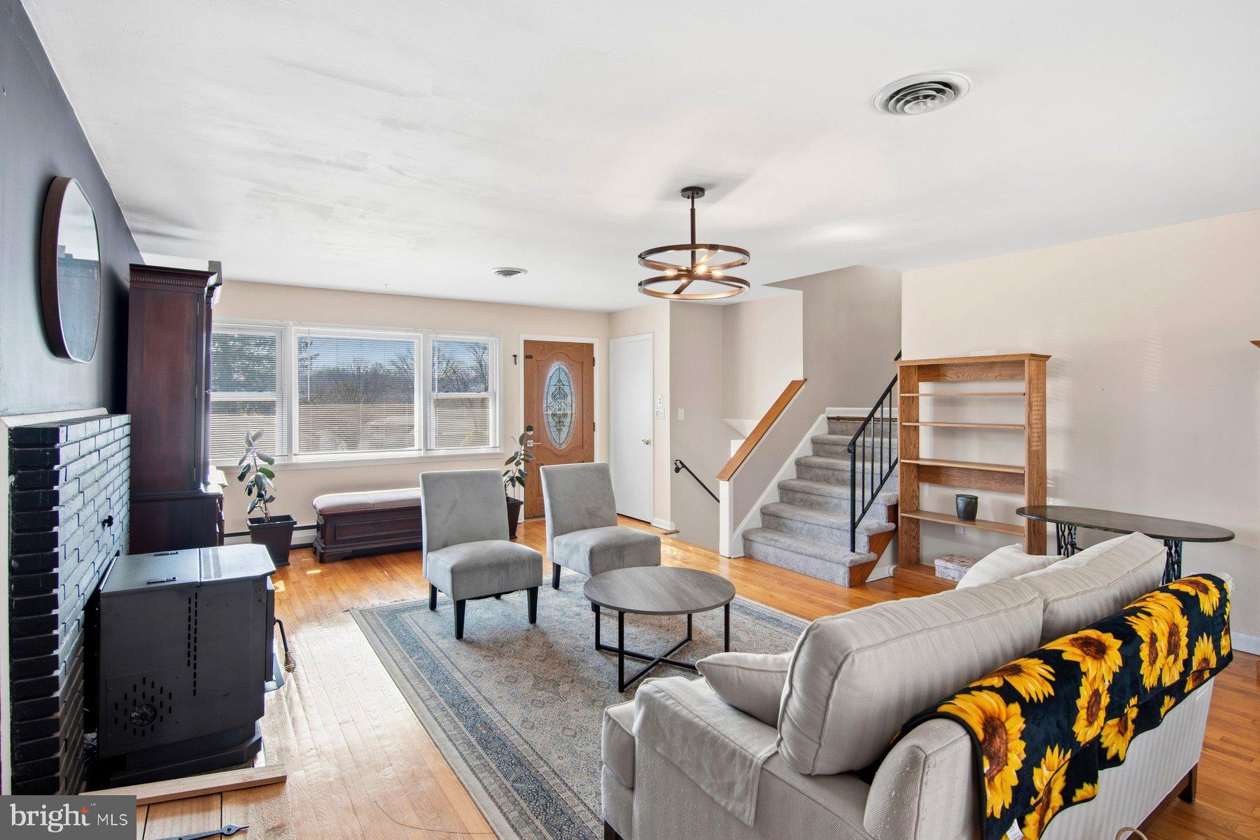 CAMPUS HILLS - Residential