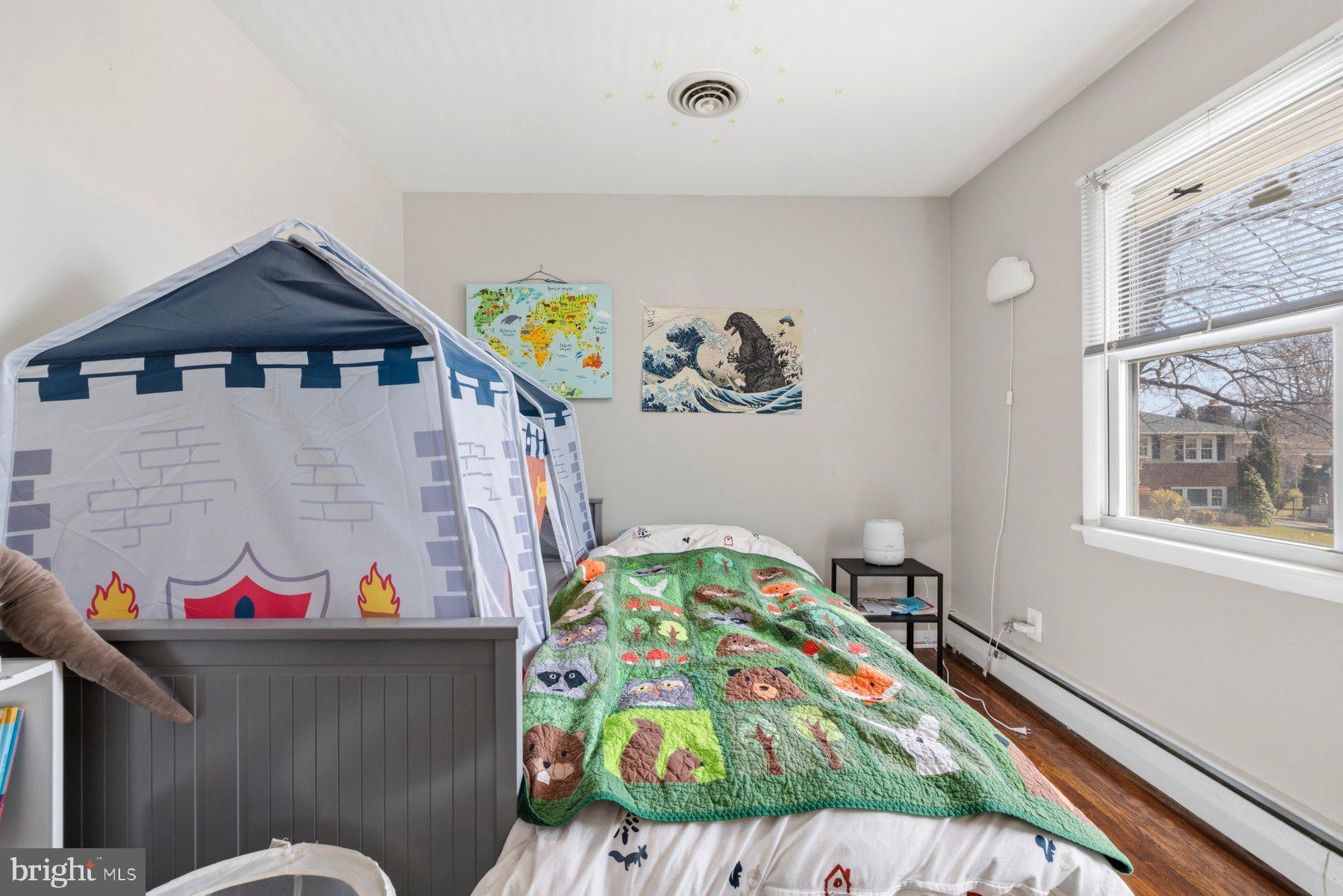 CAMPUS HILLS - Residential